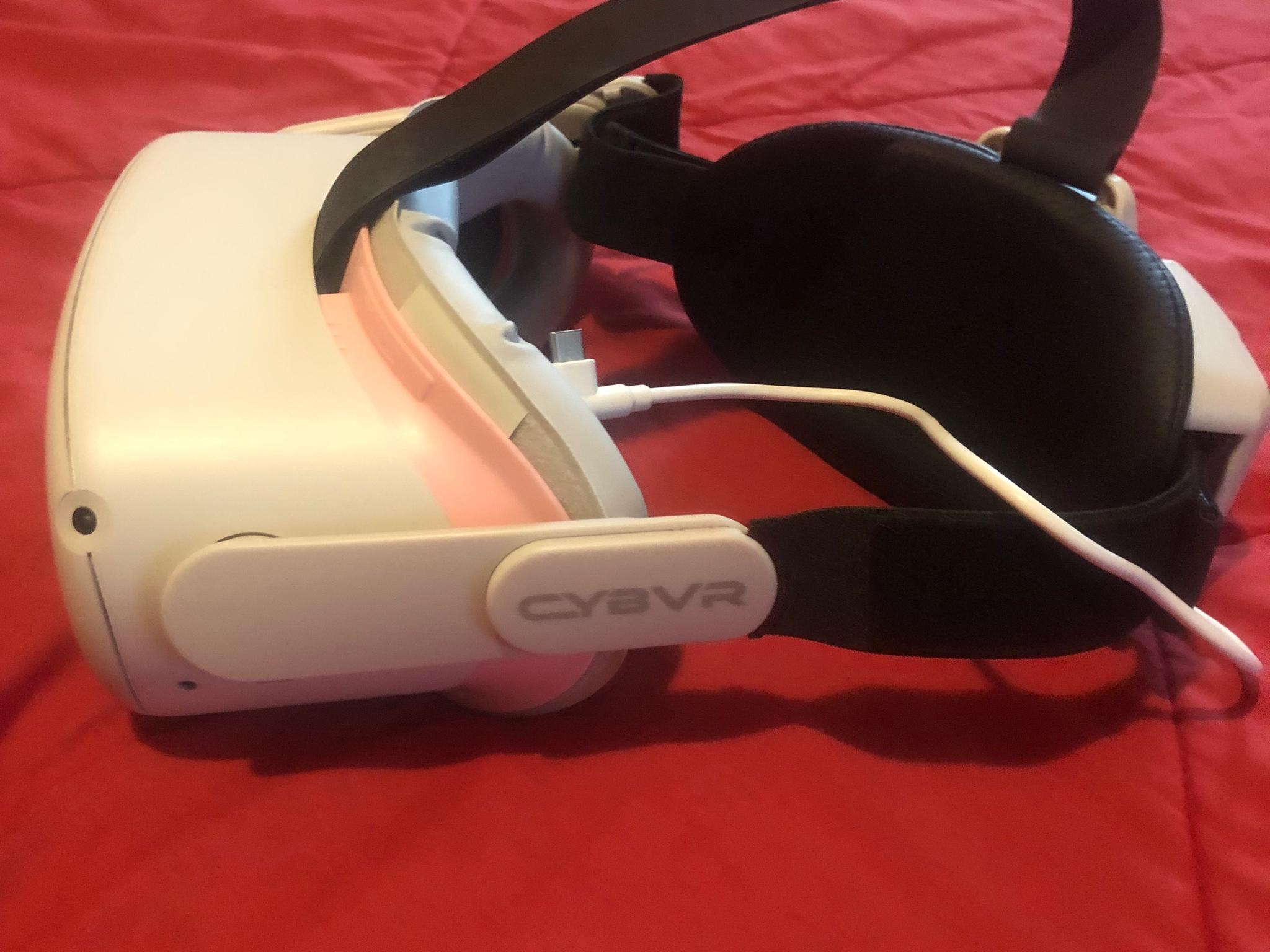 Meta Quest 2 w/ Battery Strap, NO CONTROLLER