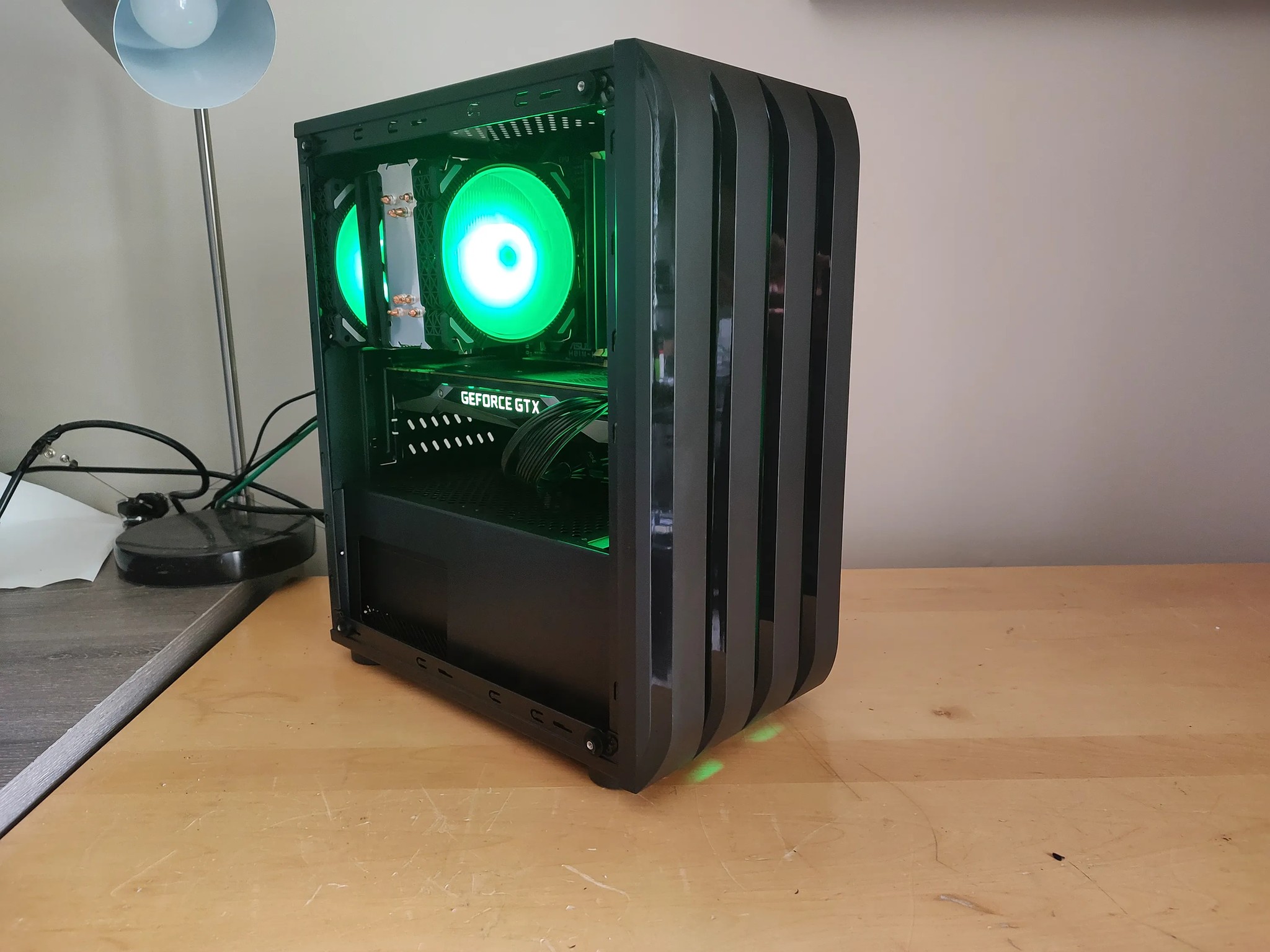 Gaming PC - i5 4570, GTX 1070, 8gb RAM / 512GB SSD