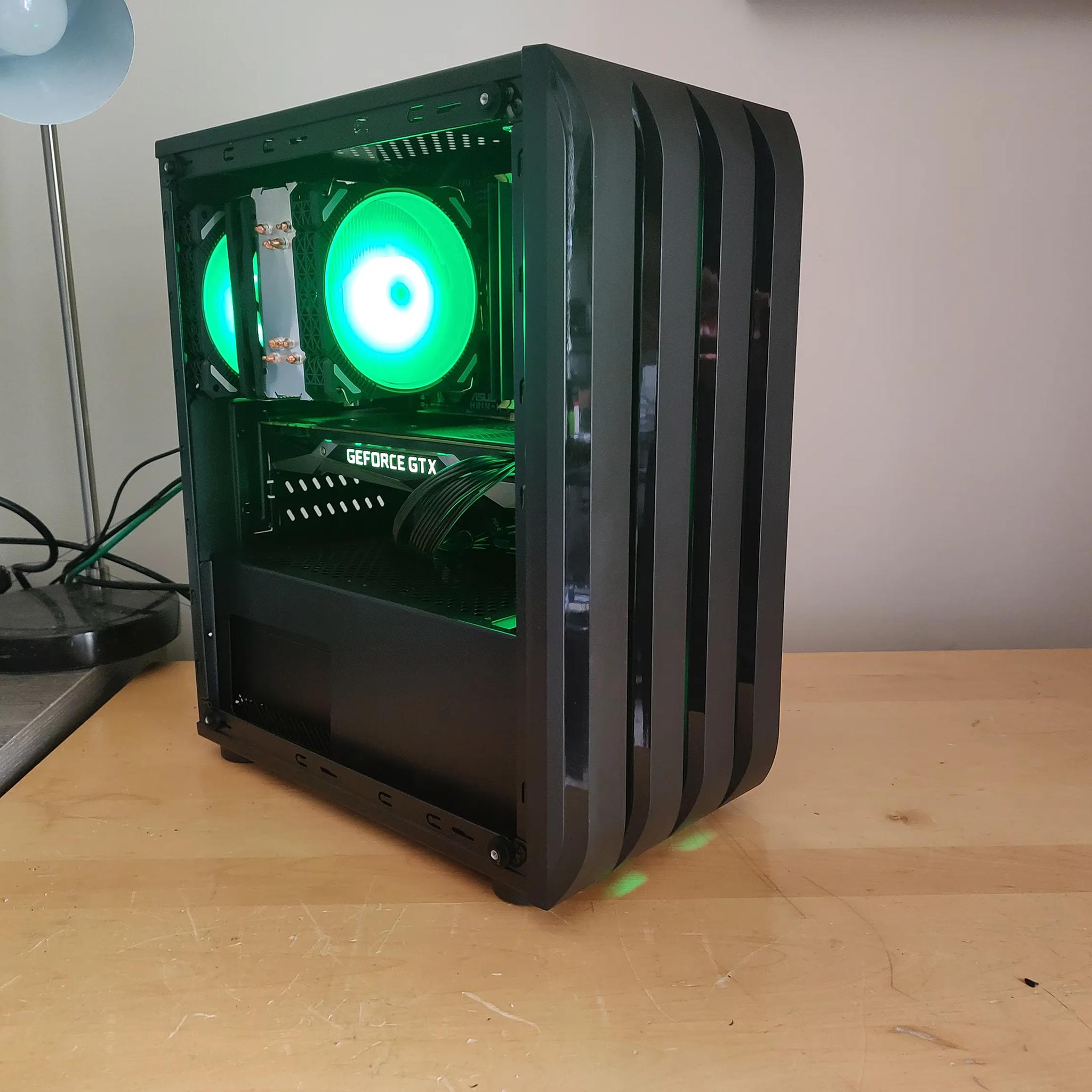 Gaming PC - i5 4570, GTX 1070, 8gb RAM / 512GB SSD