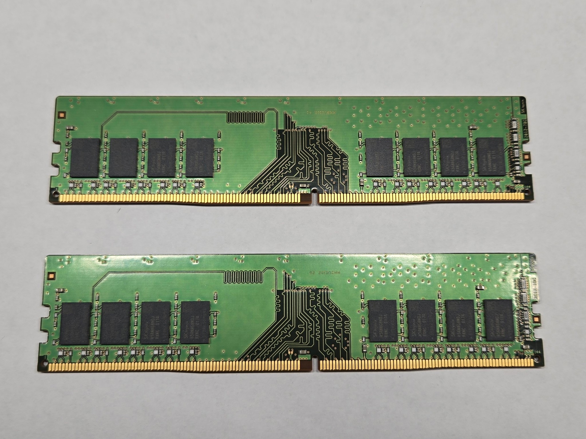 SK Hynix 8GB DDR4 3200MHz Desktop RAM (Matching Pair - 16GB Total