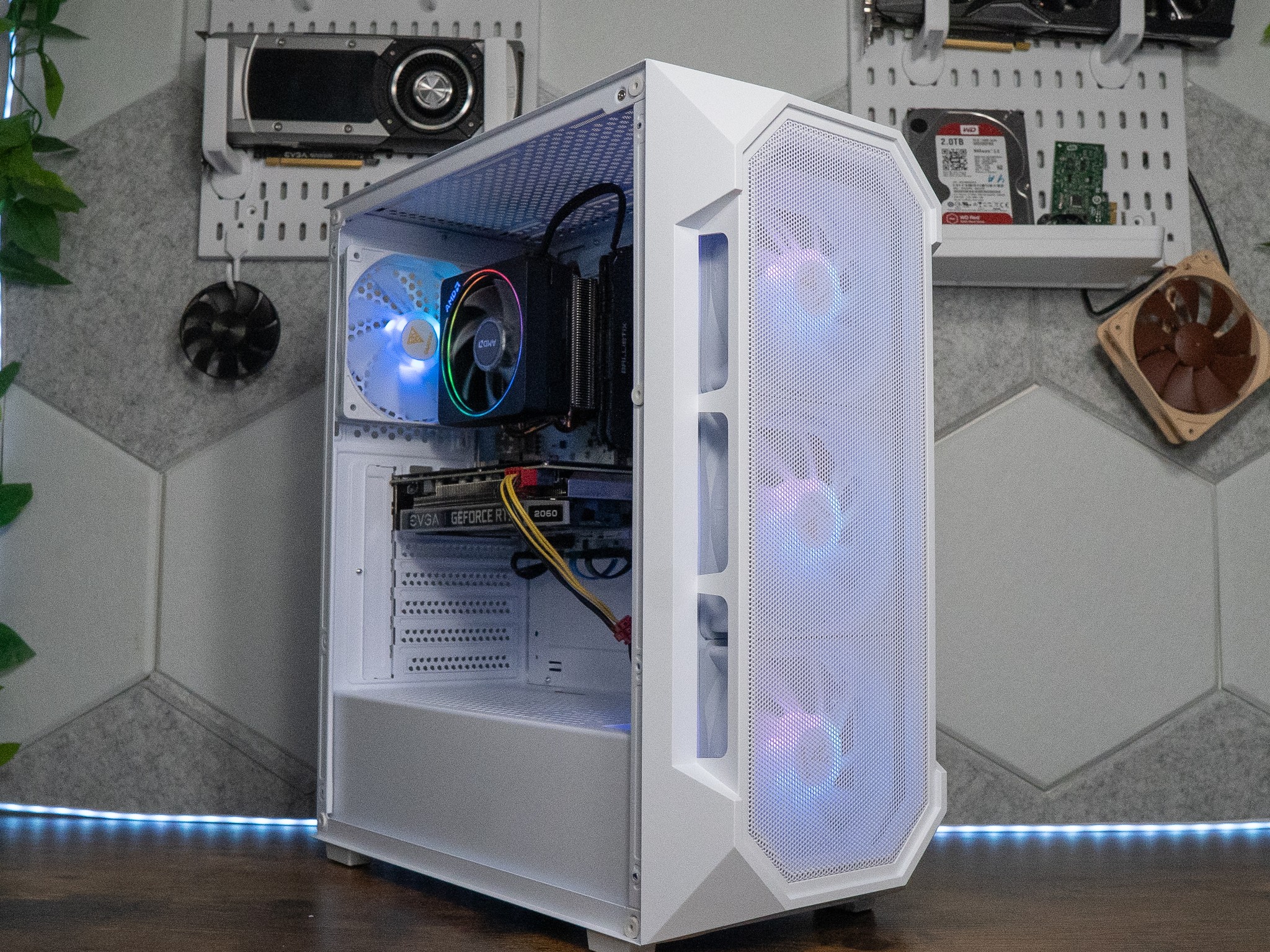 🌨🍬 | EVGA RTX 2060 6GB | RYZEN 5 3600 | 16GB DDR4 RAM | 1.25TB | Arctic Candy