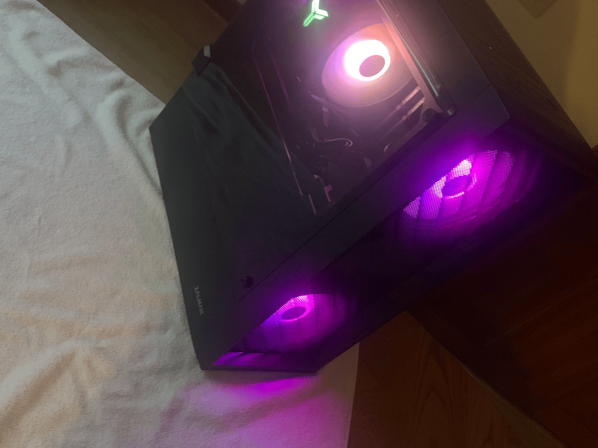 1440p GAMING COMPUTER, 6700XT