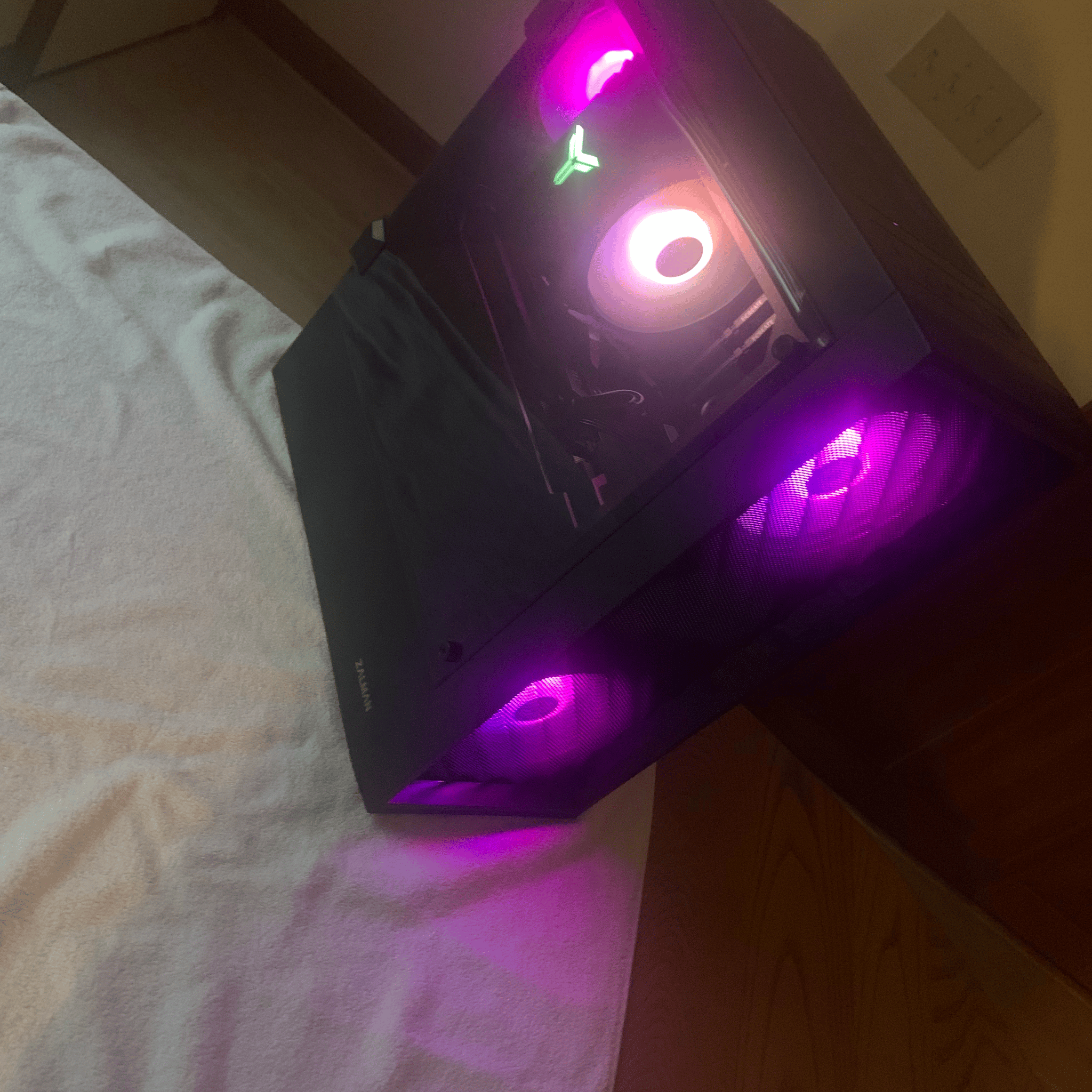 1440p GAMING COMPUTER, 6700XT