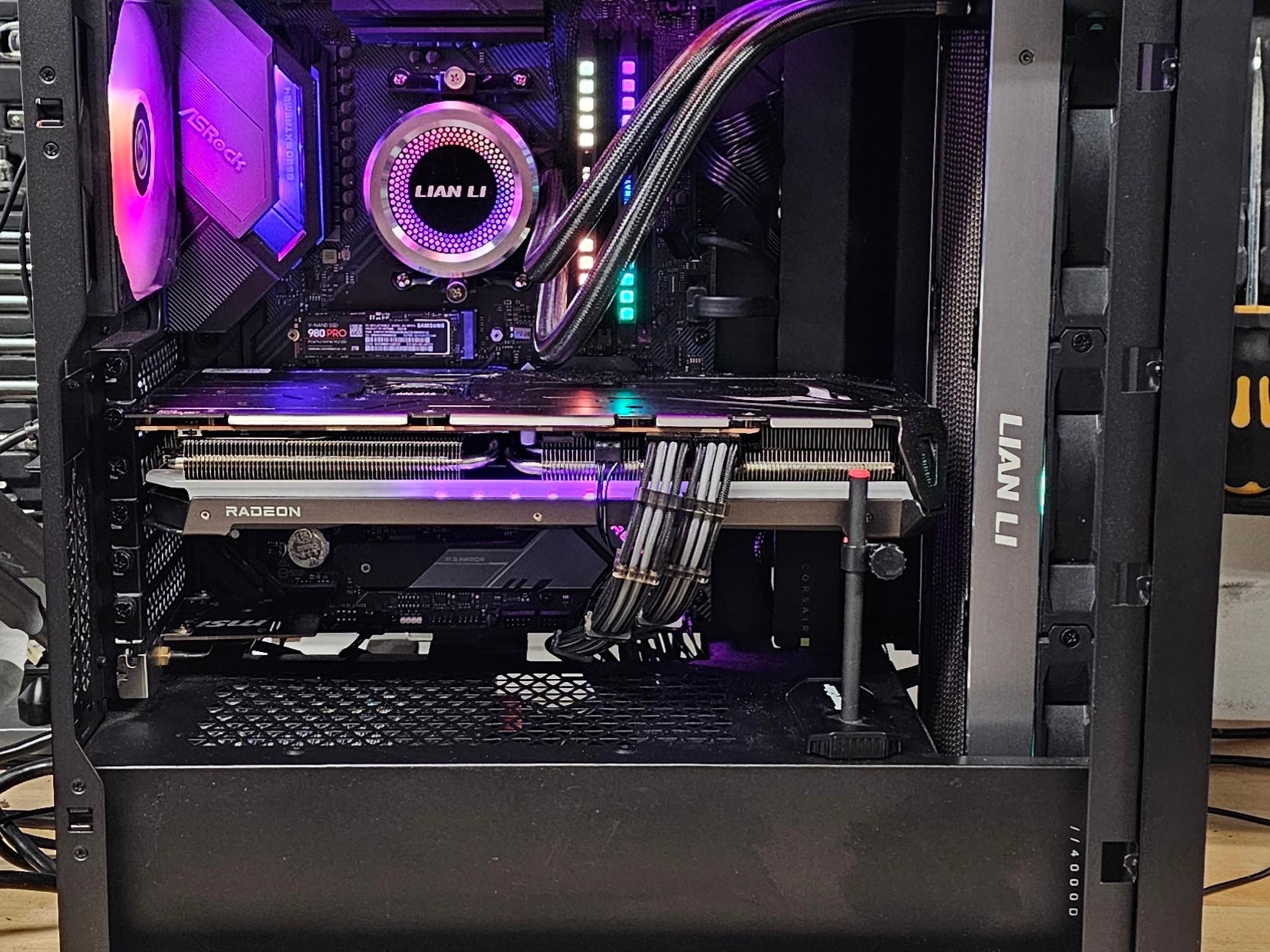 Corsair 4000D PC Case with Tempered Glass and Front Mesh