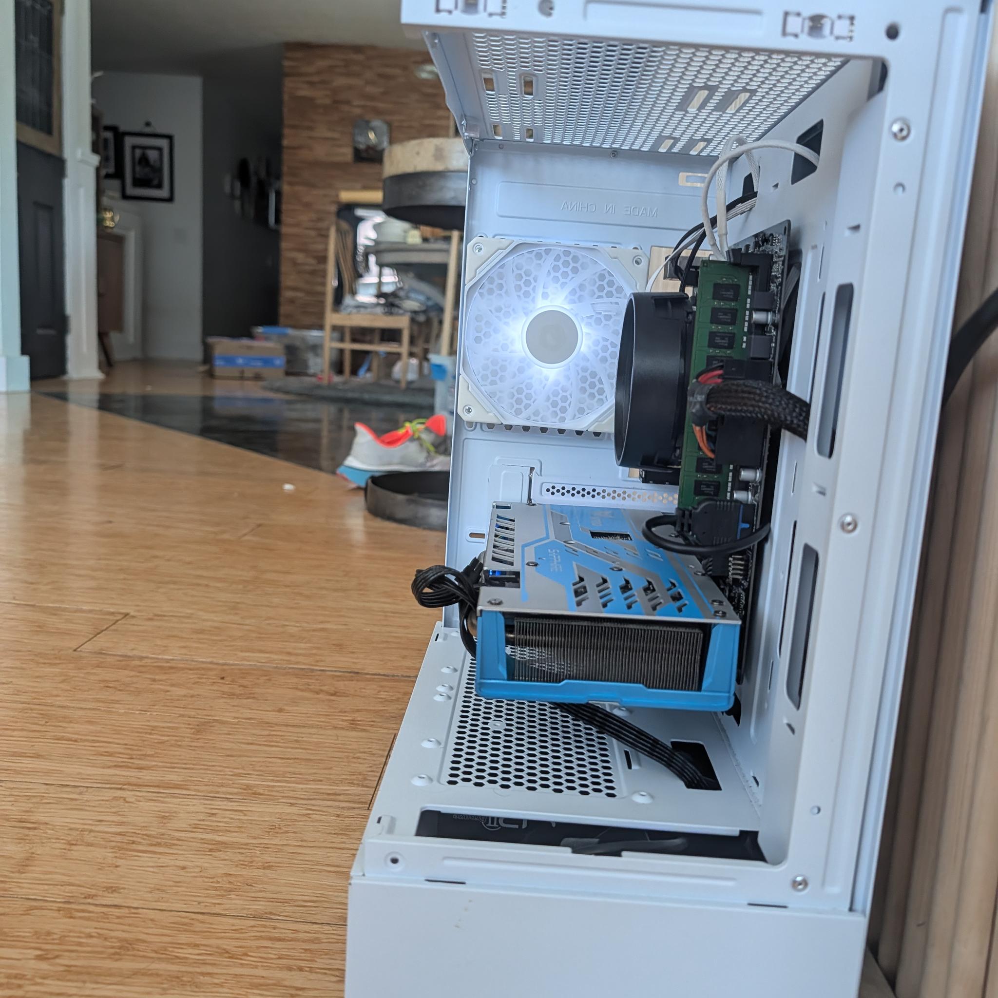 Custom Gaming PC | Ryzen 7 1700X | RX 580 8GB | 16GB | 256GB NVME |