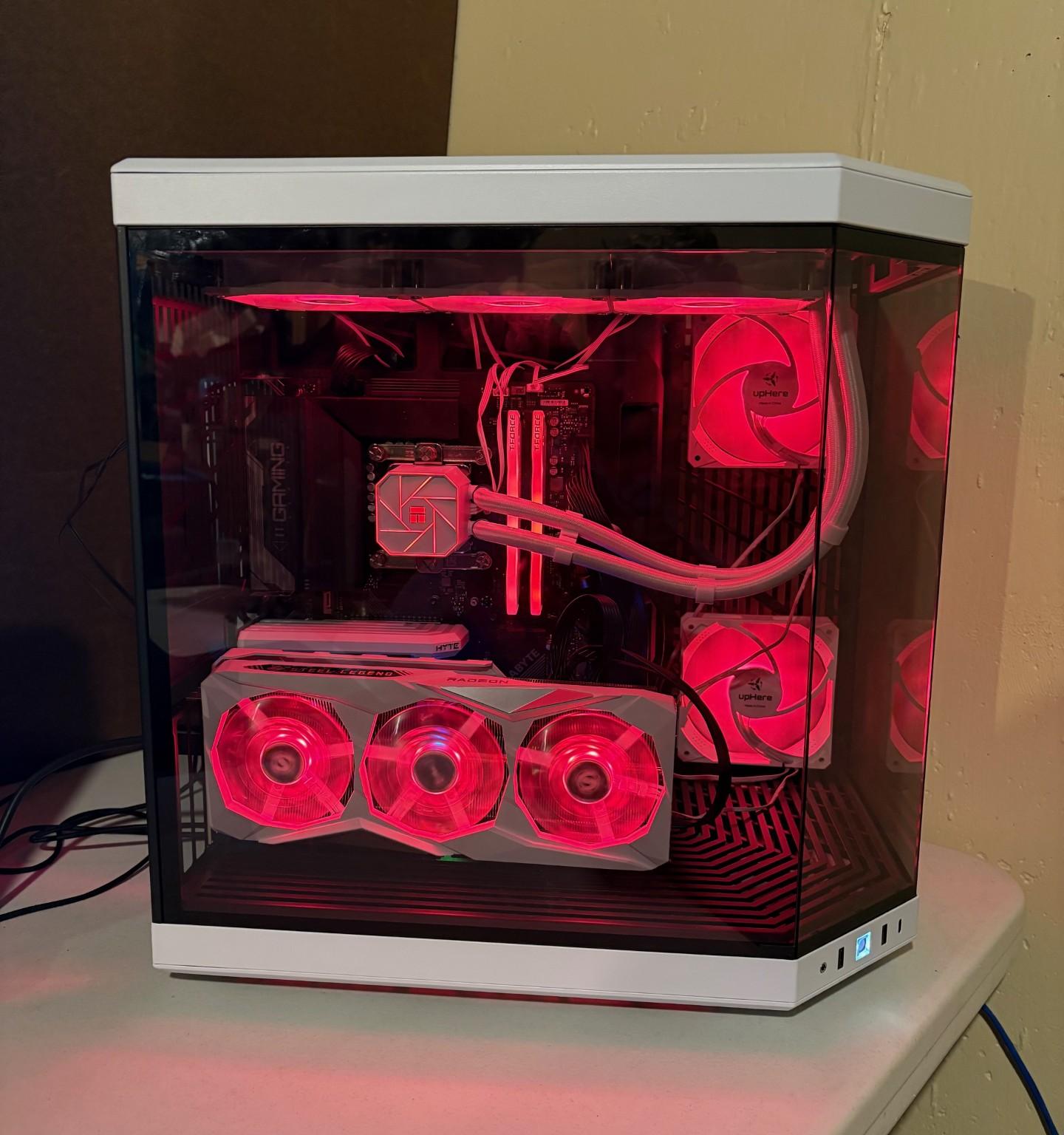 AMD Radeon RX 7900 GRE - Image 1