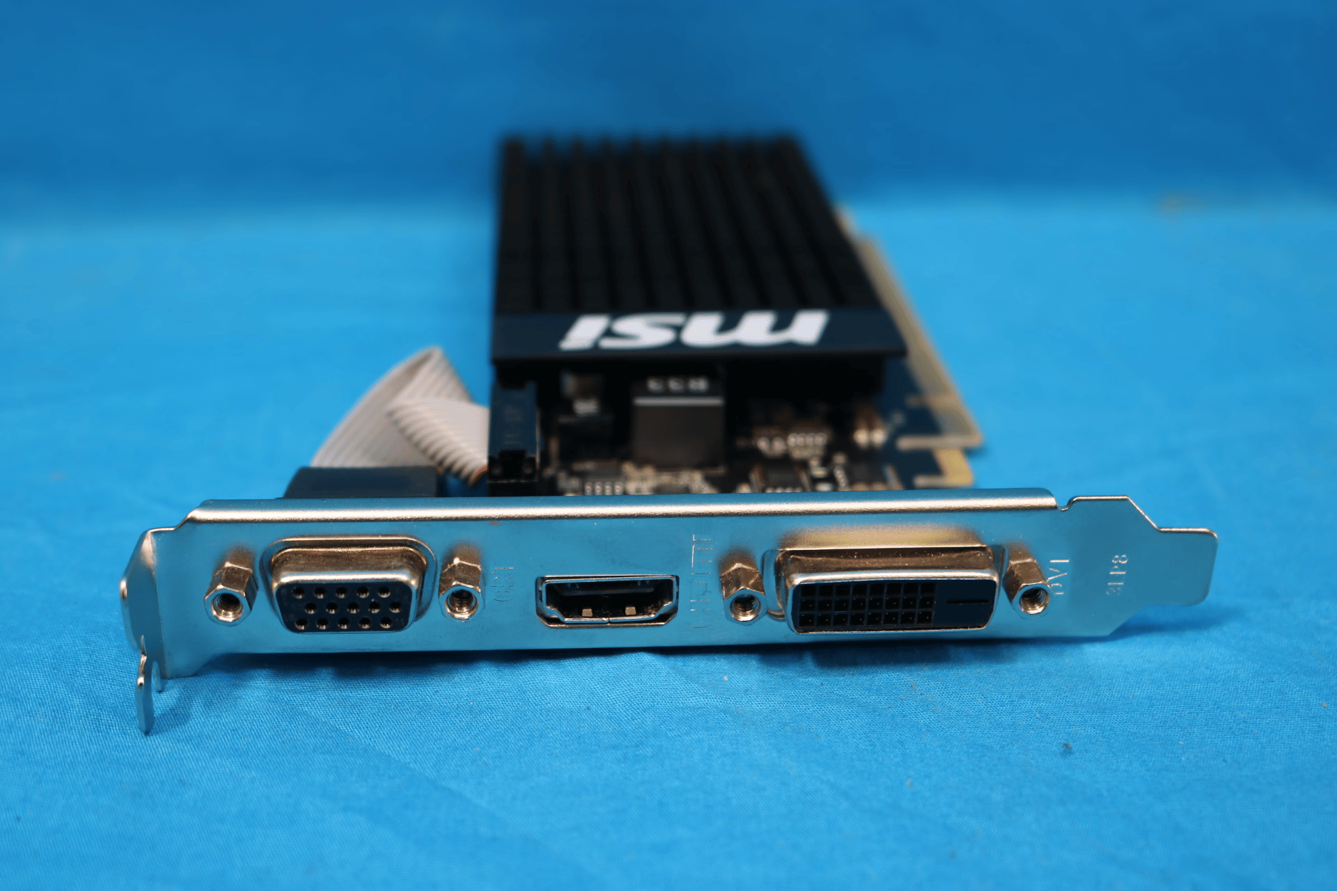 MSI NVIDIA GeForce GT 710 1 GB GDDR3 Low Profile Desktop GPU GT 710 1GD3H LP