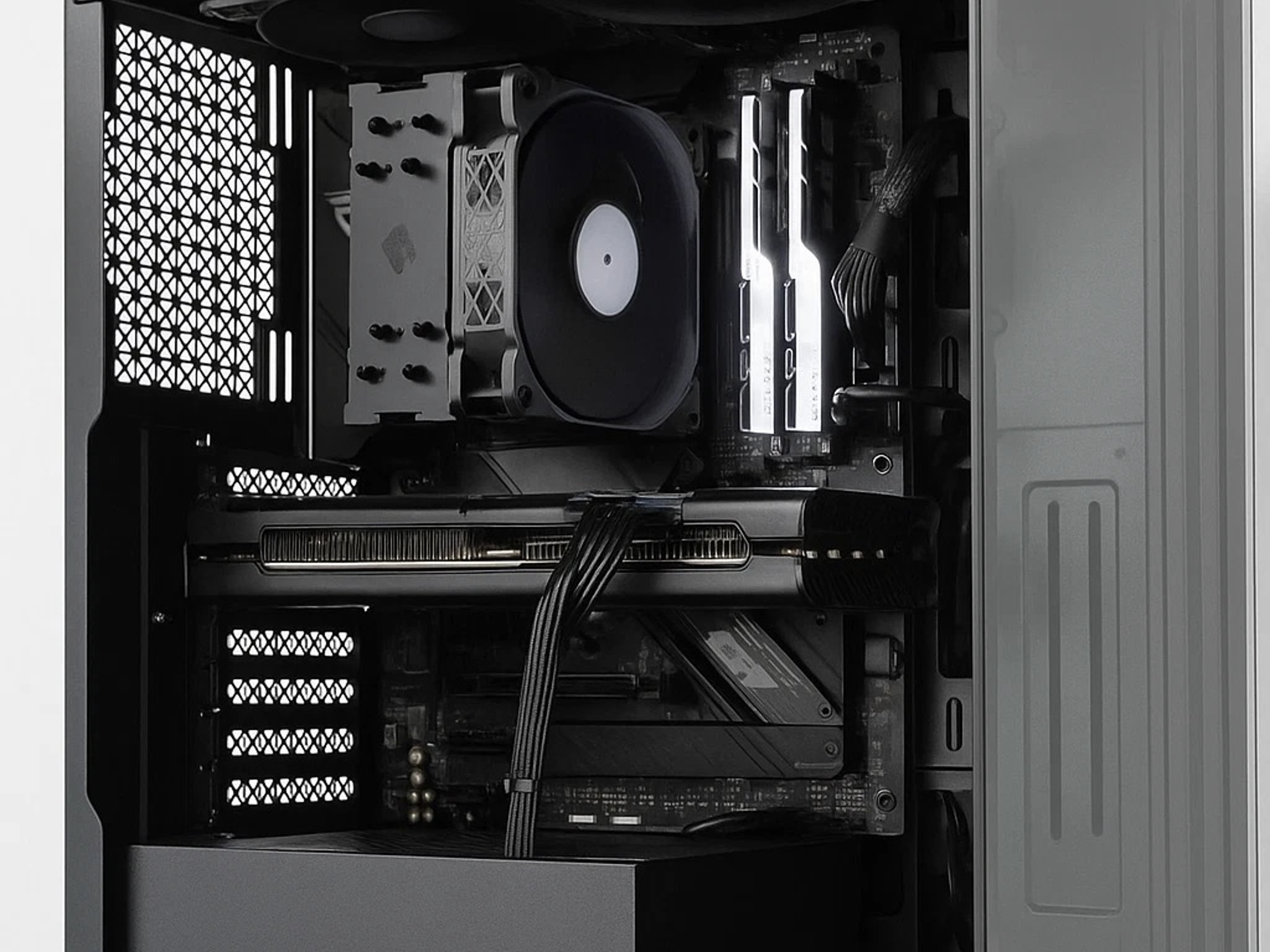 ⚫Silent Black⚫| Ryzen 5 5600 CPU | RX 5700 Graphics Card | High Performance