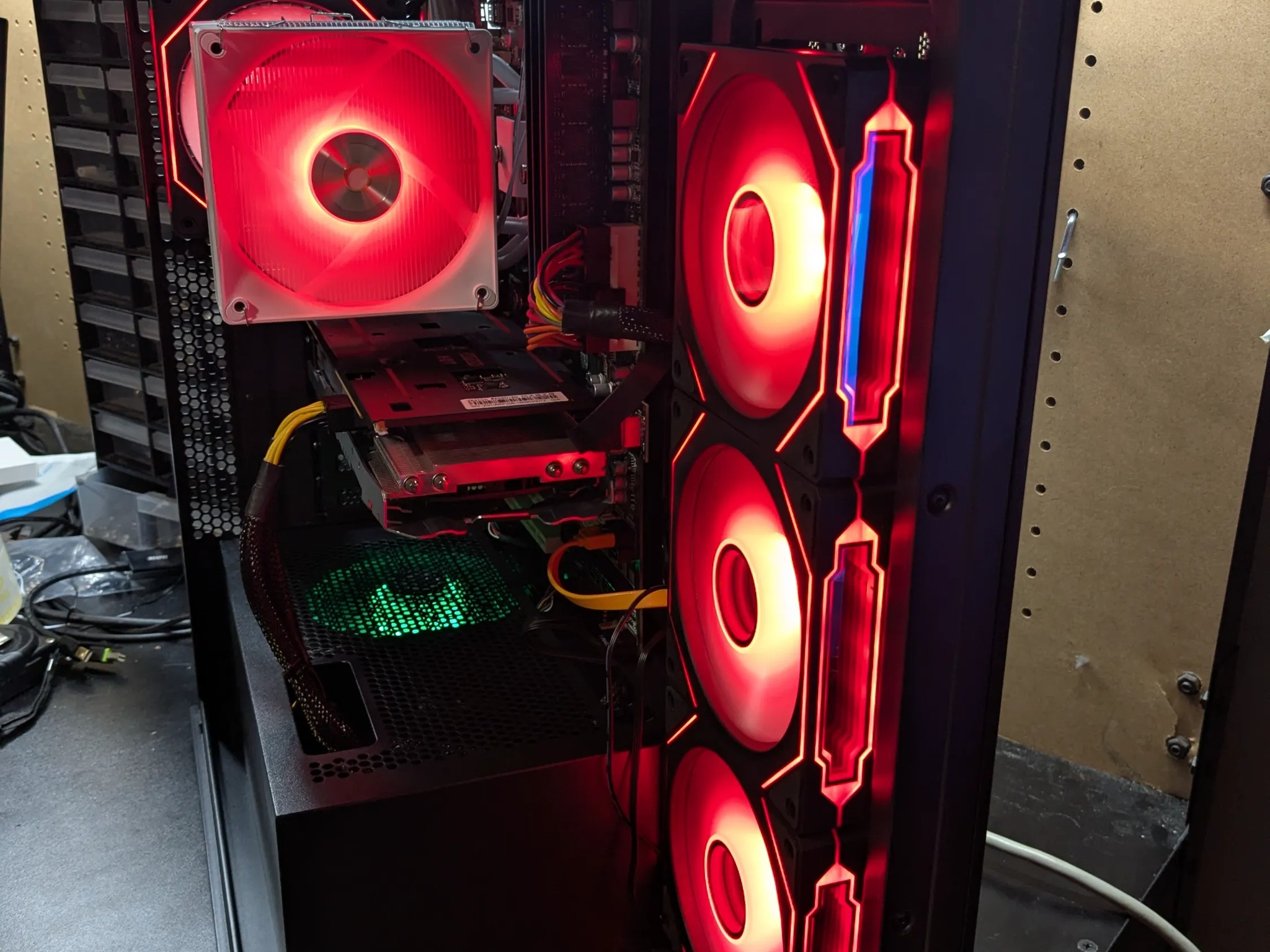 120 FPS Fortnite | 180 Day Warranty |Xeon - Same as i7-4770S, 16GB RAM, RX 580 8GB, 480GB SSD, Win10