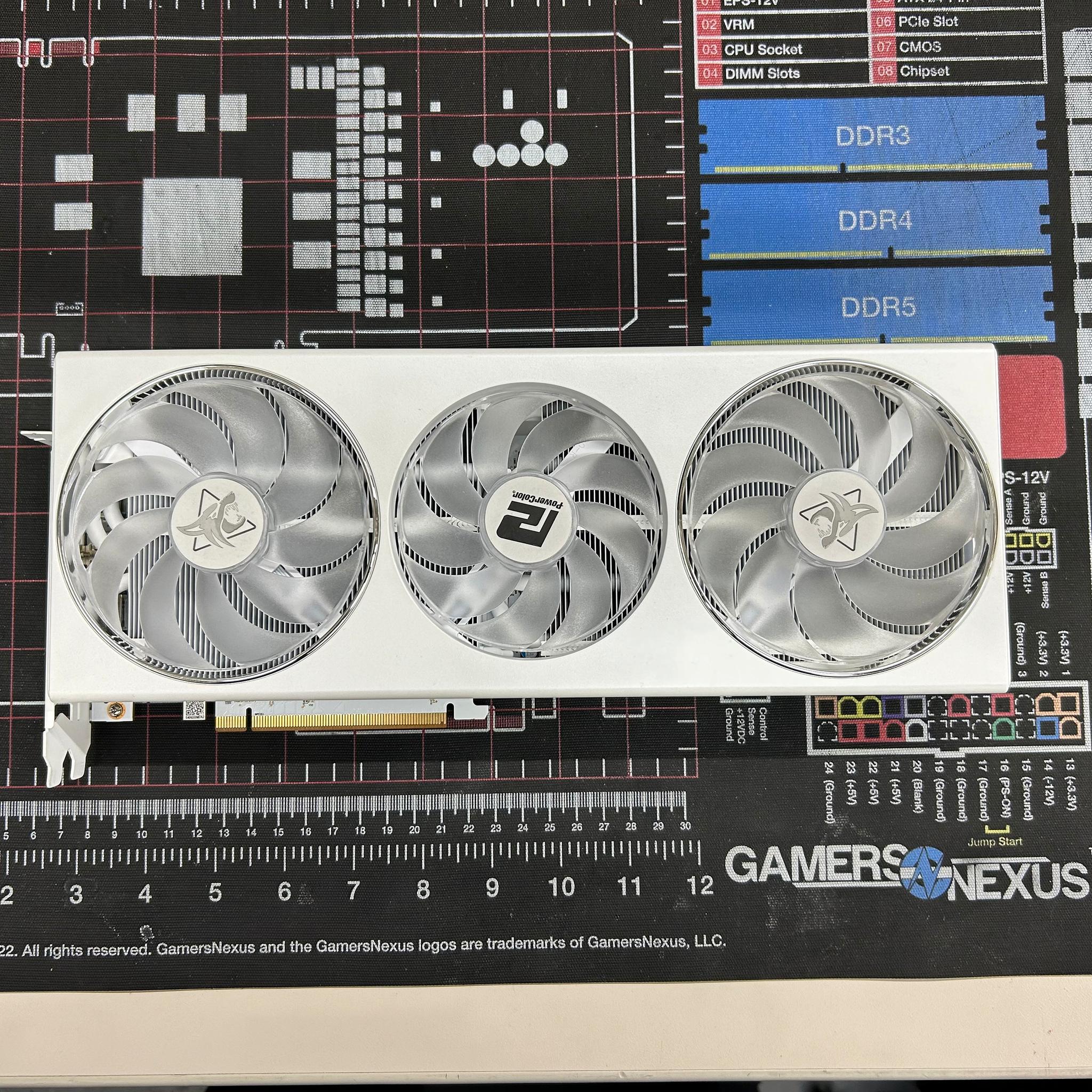 PowerColor Hellhound RX 7800XT Spectral White 16GB