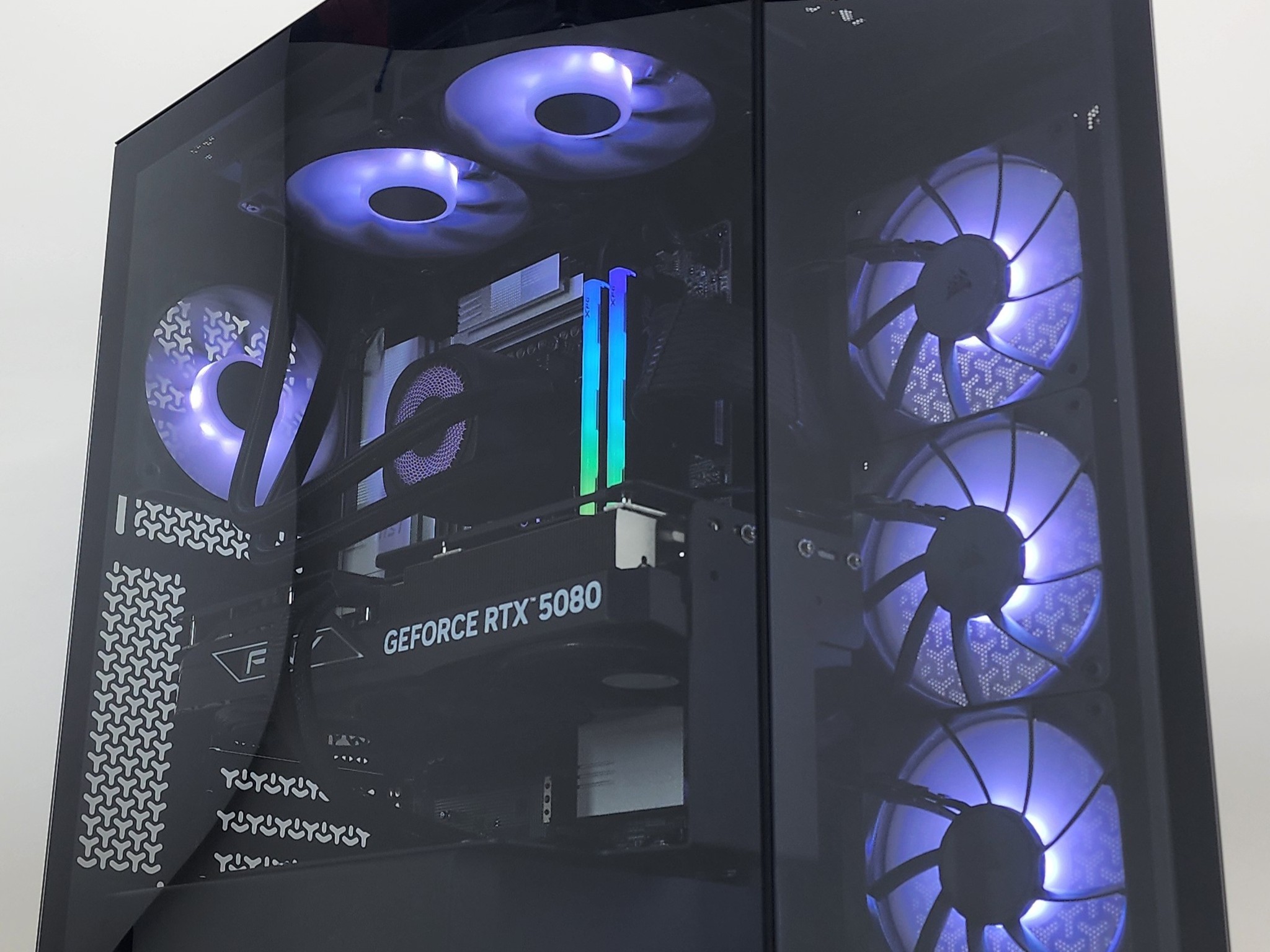 Gaming PC Ryzen 7 9800X3D 32GB RAM 1TB SSD RTX 5080 16GB Windows 11 Computer