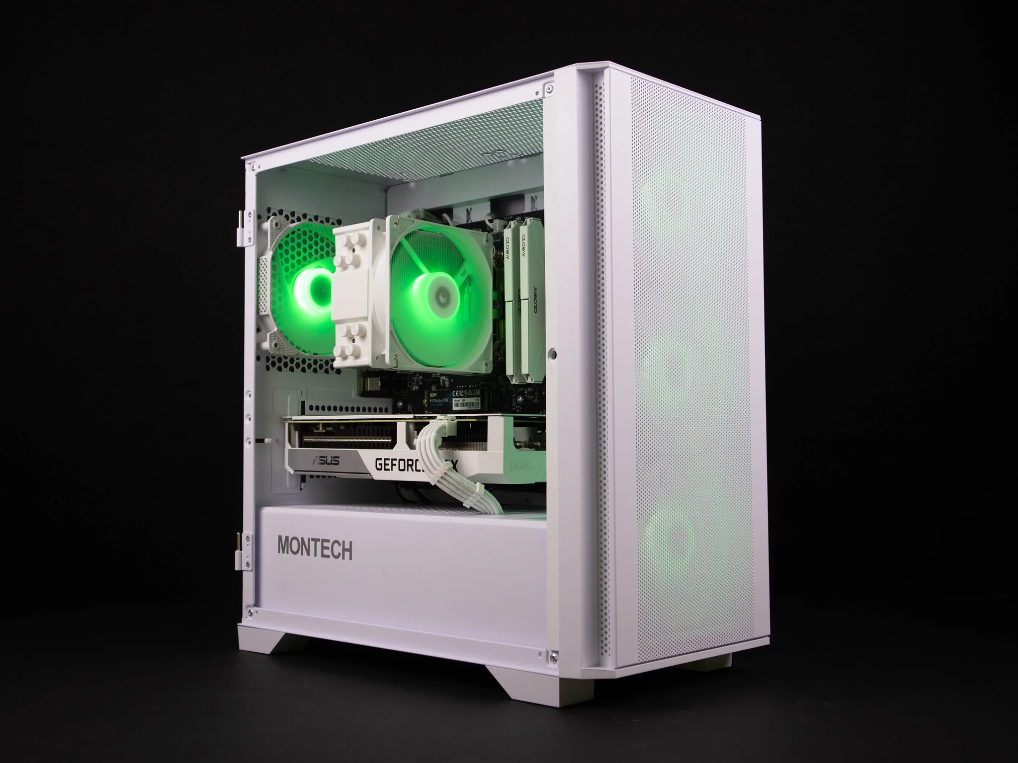 Whiteout 2.0 (RTX 3060 Ti | Ryzen 5 5600G | 16gb RAM)