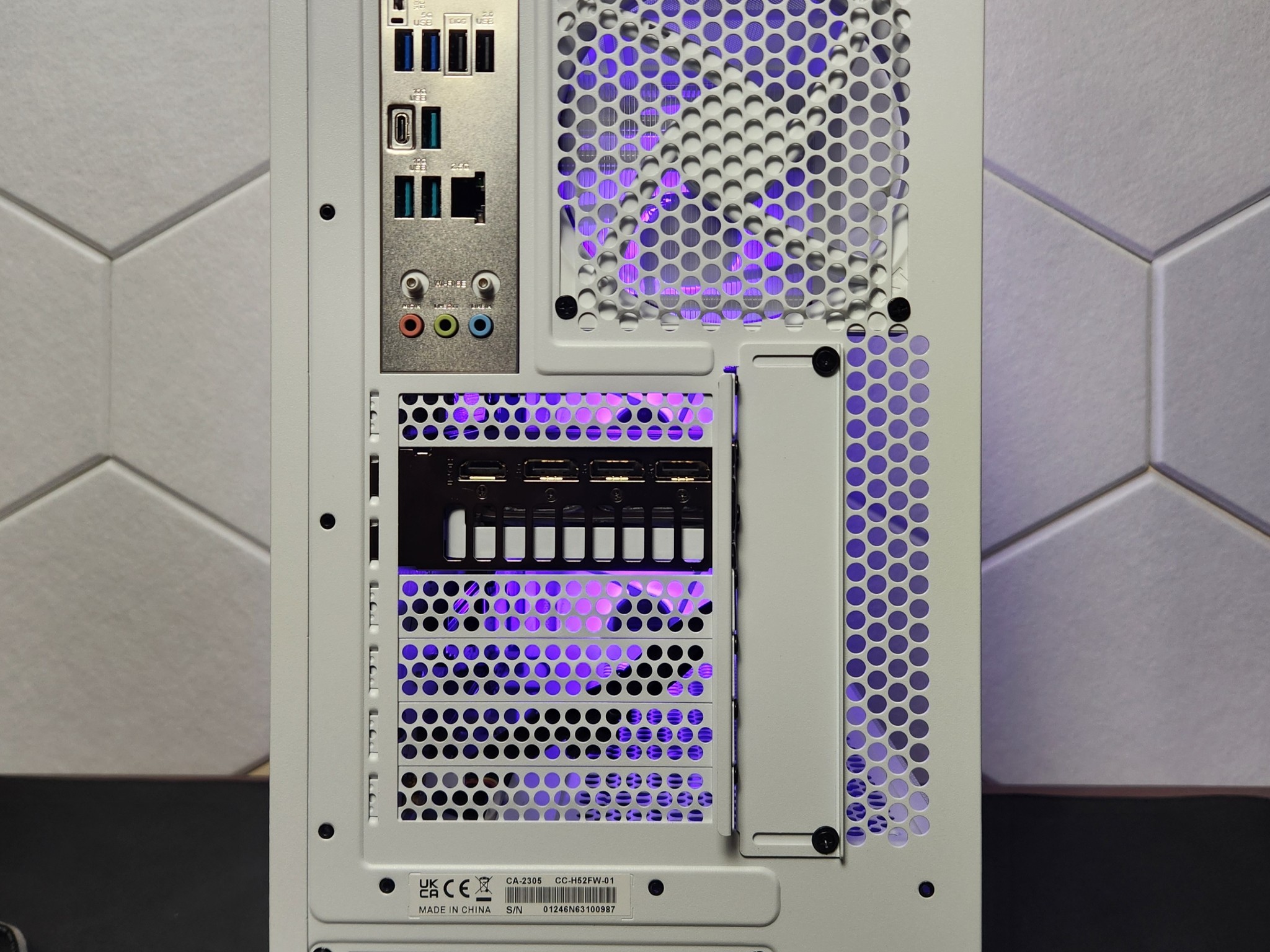 "Athena" RTX 5060 | Ryzen 5 7600X | 16GB DDR5 | 1TB SSD | WIFI+BT