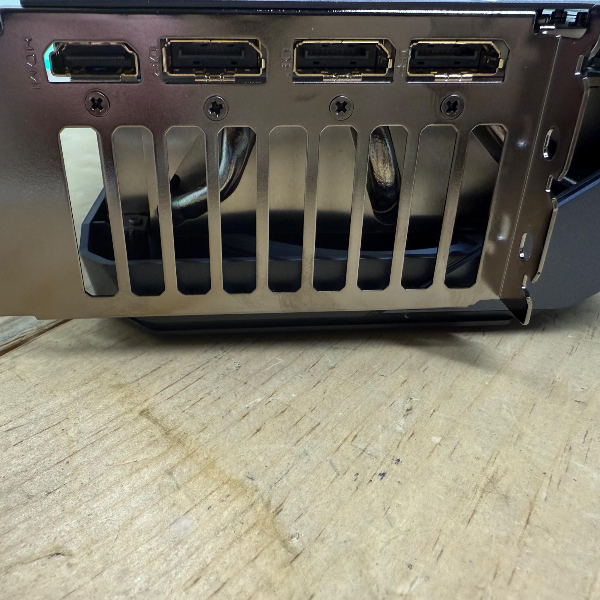 🔥RTX 5090 🔥 was opened and stress tested NO MISSING ROPS I CANT BELIVE I HAD TO CHECK THIS