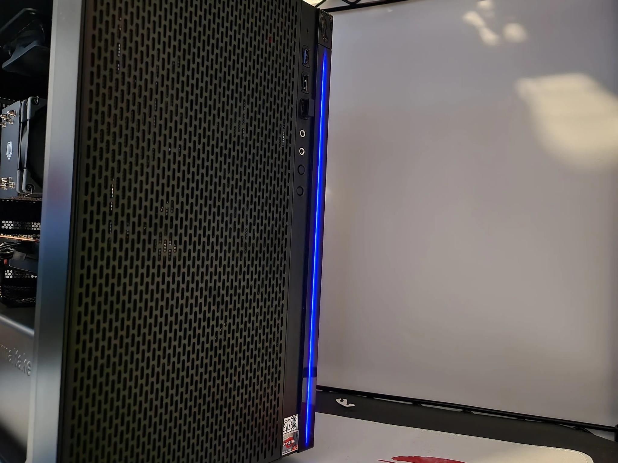 Budget Baller Stealth Build Ryzen 5 / 16GB / 1TB / RX570X