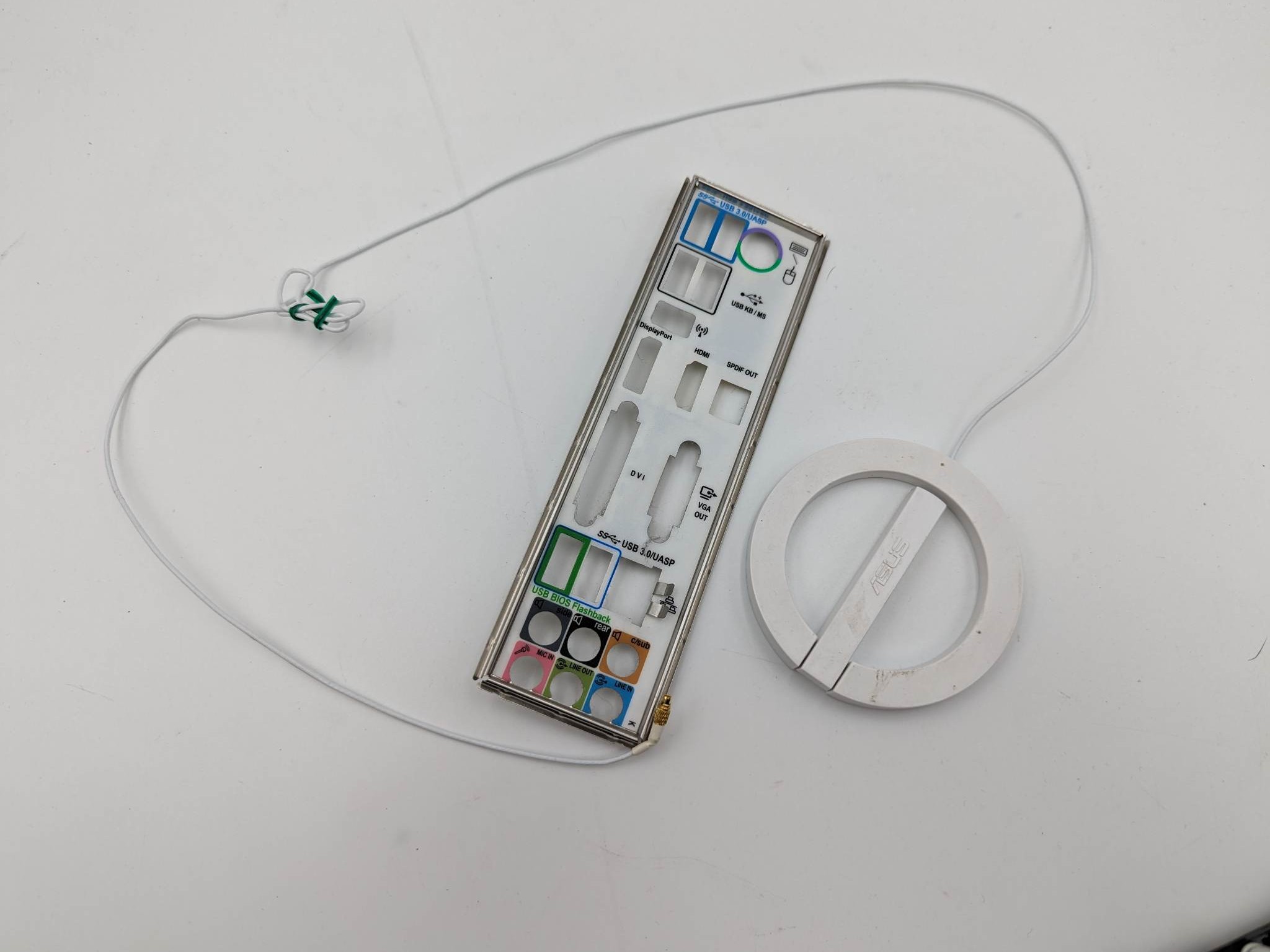 Asus P8Z77-V Motherboard Kit w/ i7-3770, 8gb ram, and CM Hyper 212!