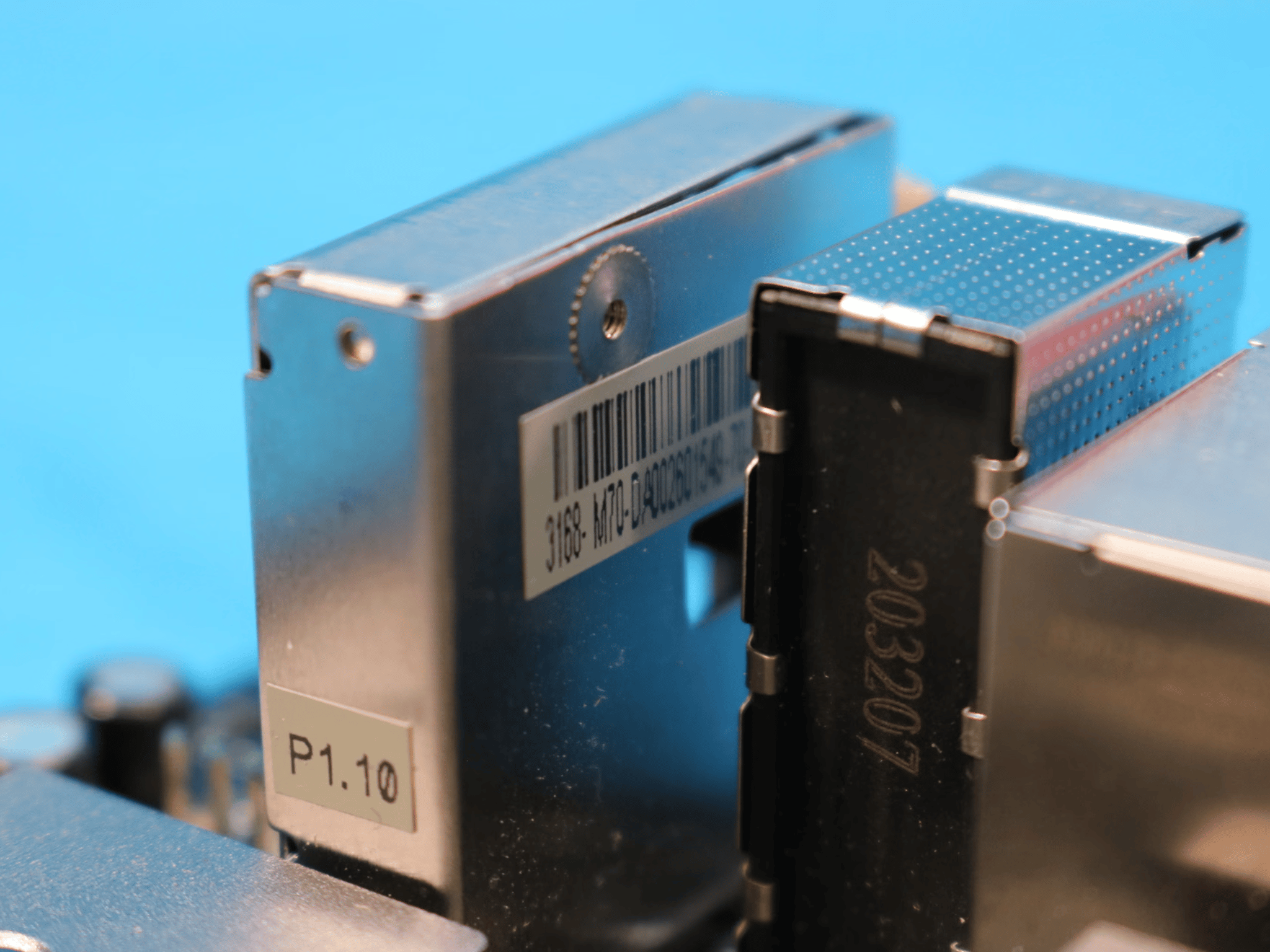 *No I/O Shield* ASRock B550M-ITX/ac AMD Socket AM4 DDR4 mini-ITX Desktop Motherboard