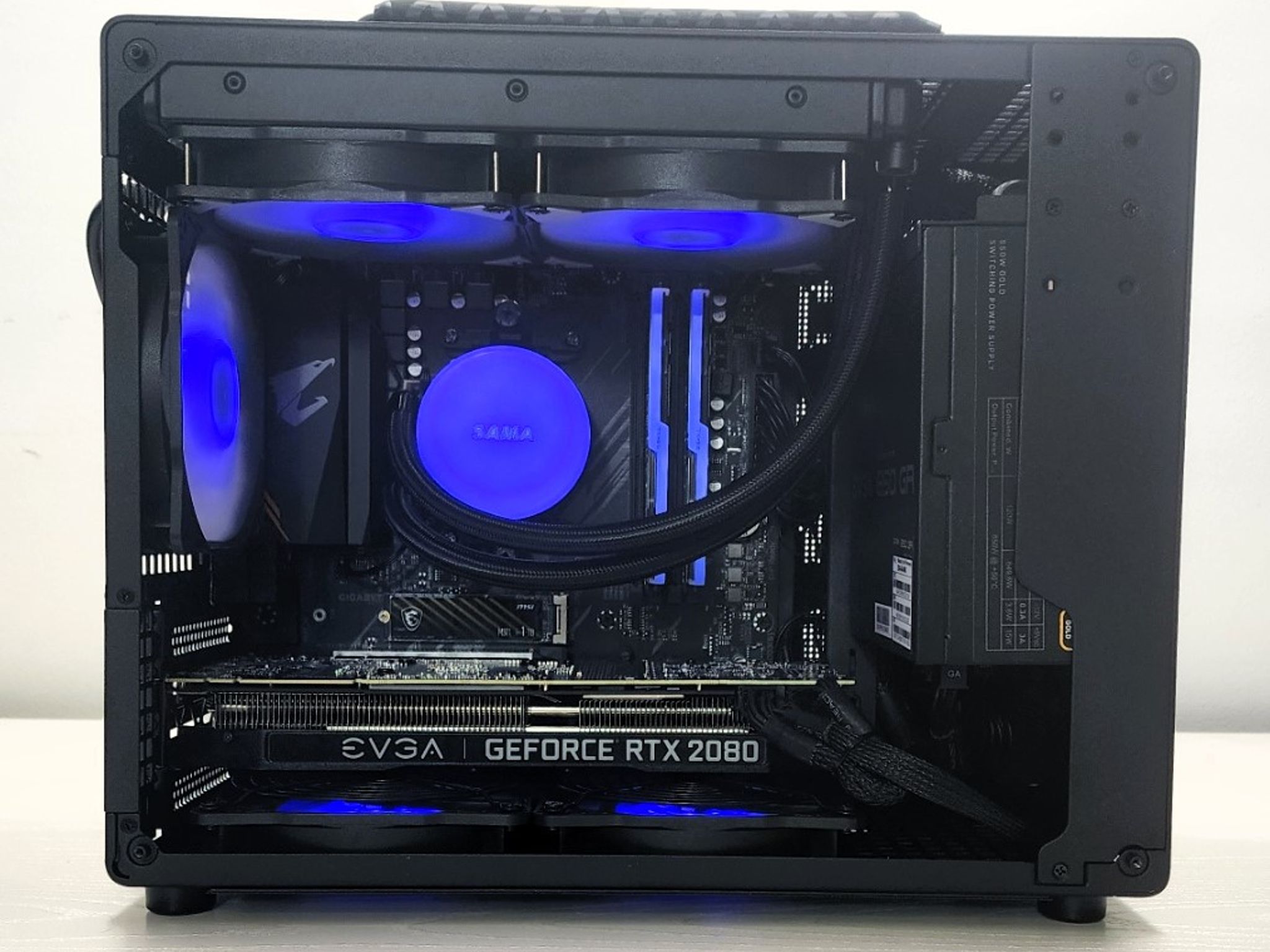 Custom Lunchbox Gaming PC - 5600/2080 Super w/ Custom Cushion Grip - READ DESCRIPTIO...