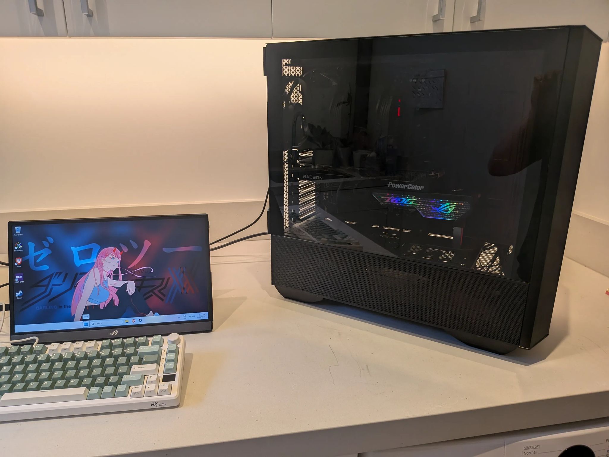 Red Oni - RX 9070, Ryzen 7 7800X3D, 32 GB DDR5 RAM, 2 TB NVME, Noctua NH-D15