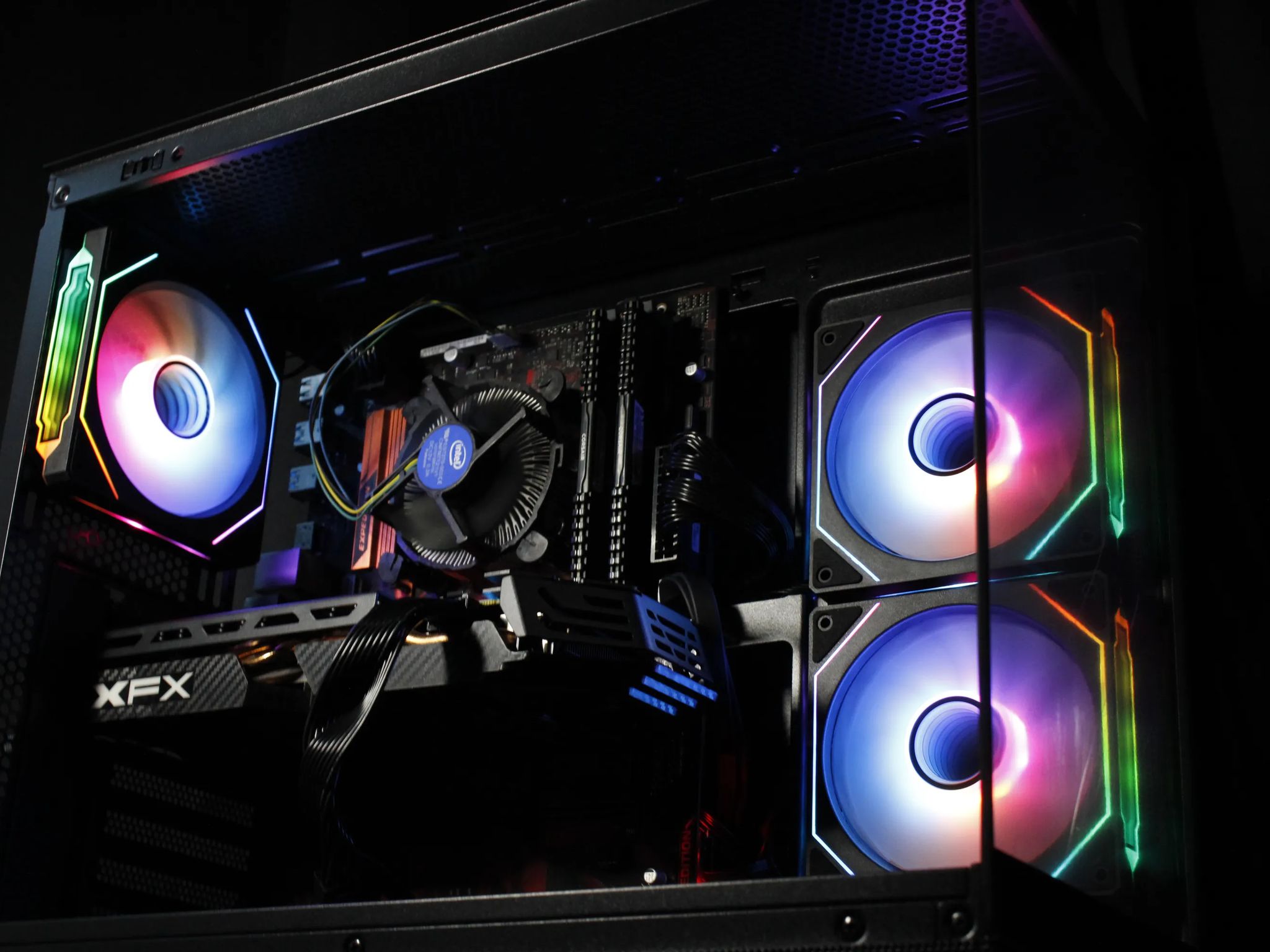 RGB Gaming PC [RX 580 8gb] [16gb DDR4 Ram]