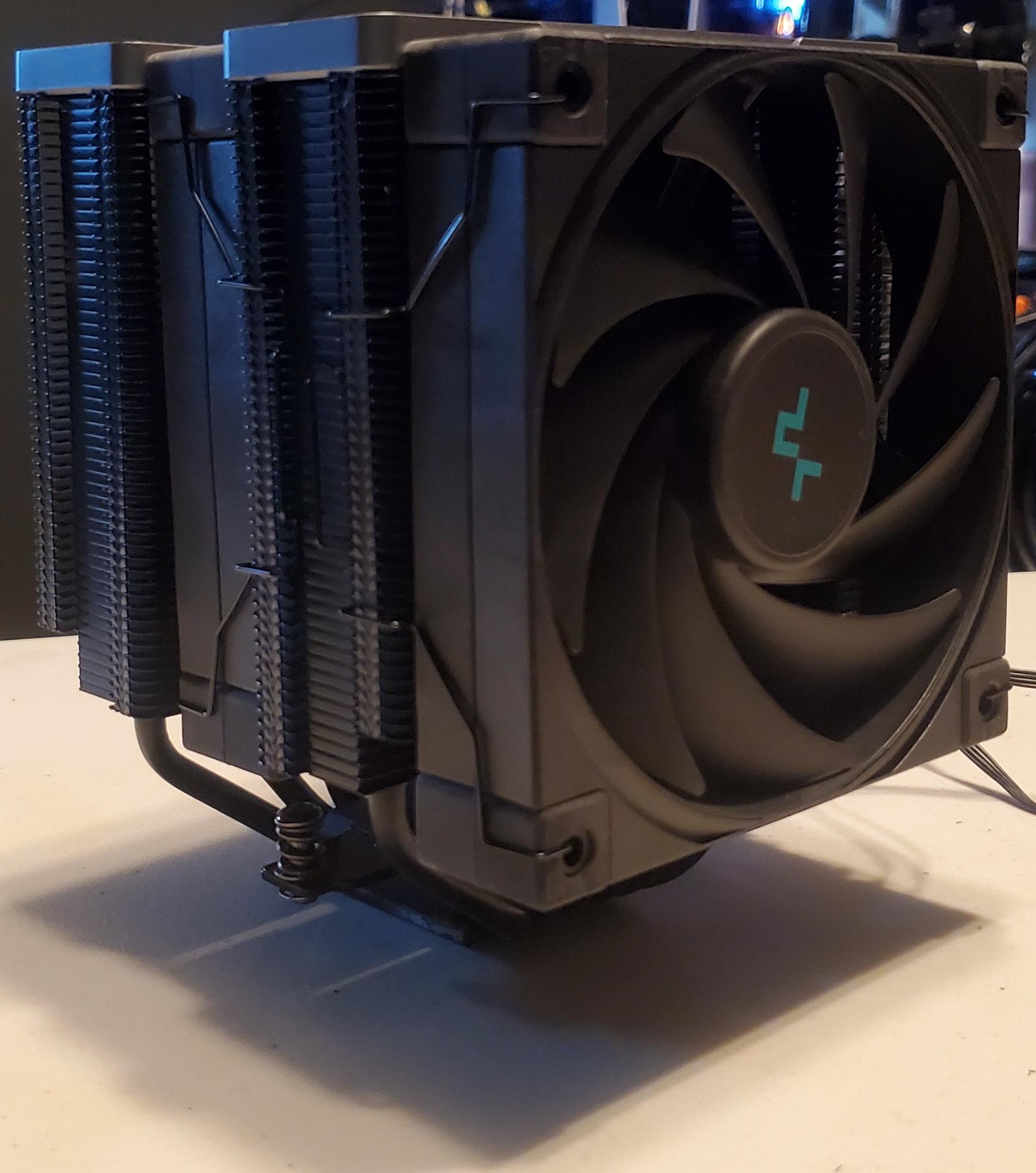 DeepCool AK620 ZERO DARK