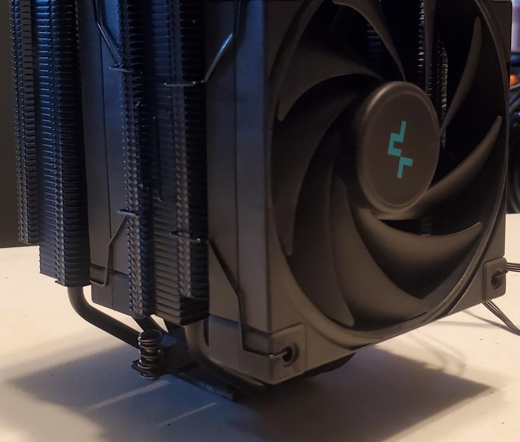 DeepCool AK620 ZERO DARK