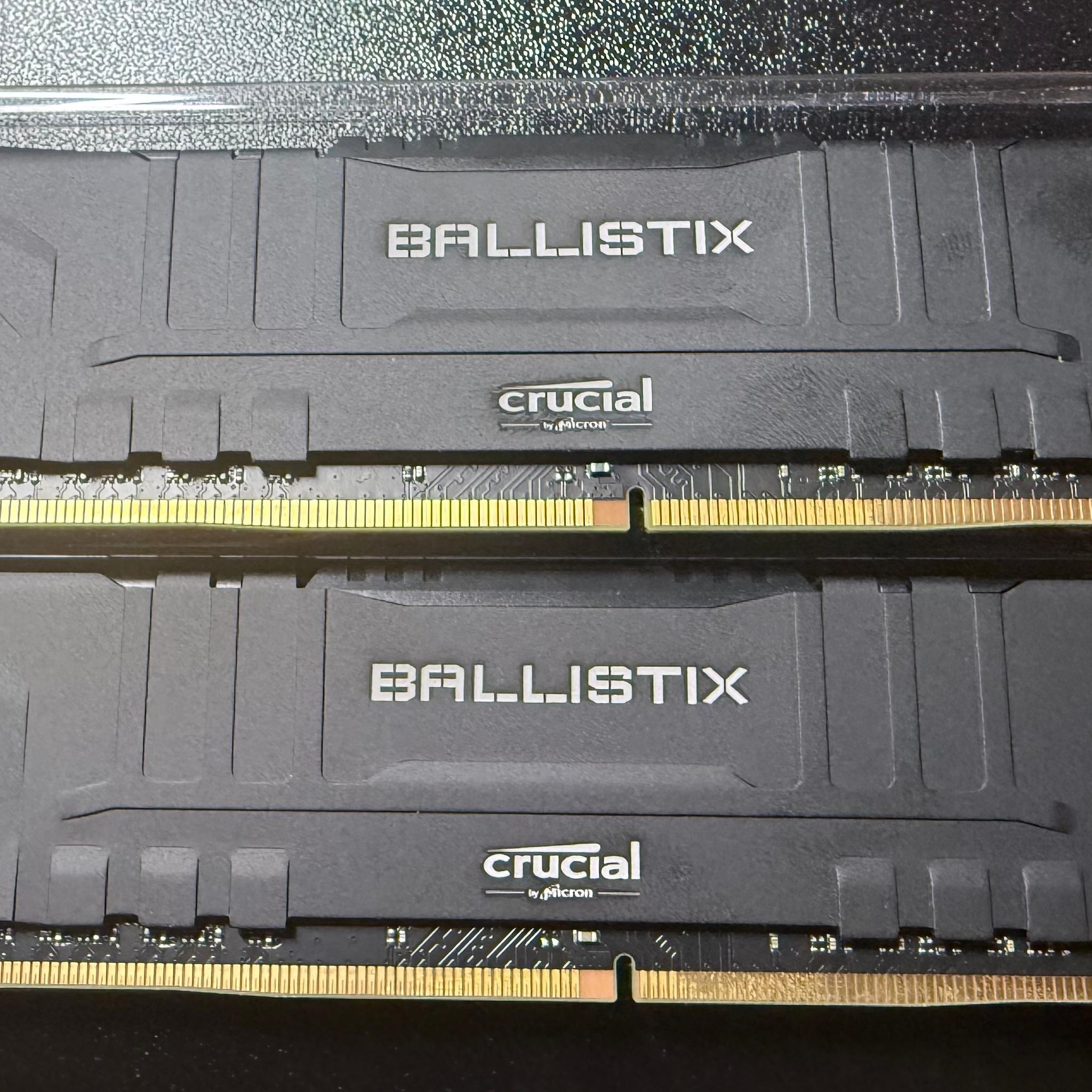 Crucial Ballistix DDR4 32GB (4x8GB) 3000MHz Memory Kit