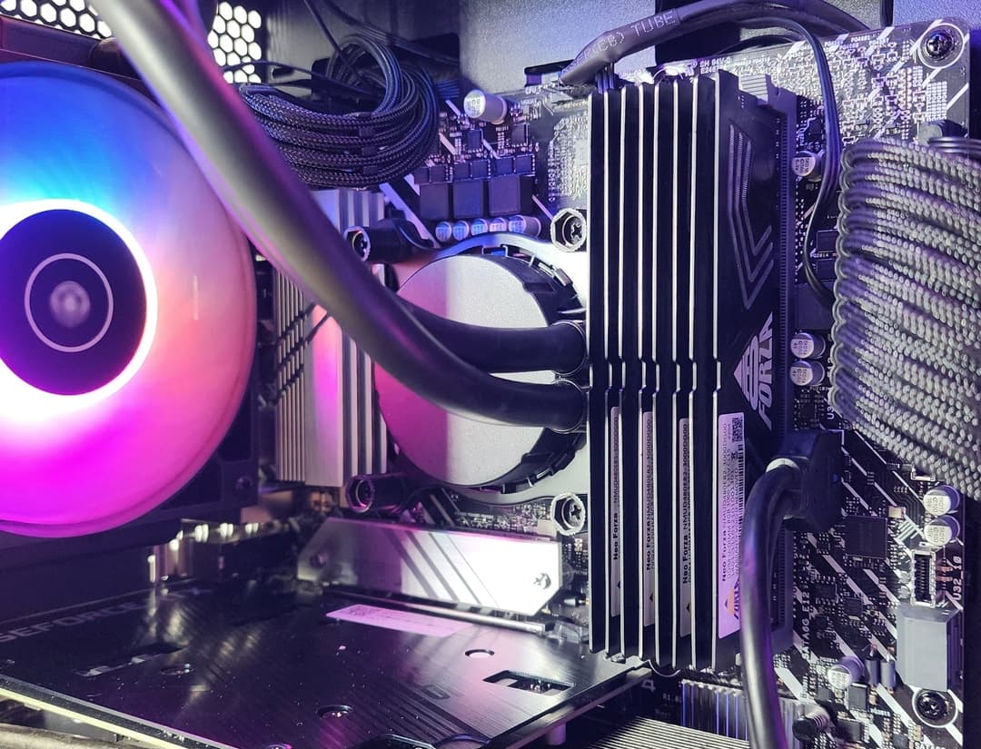 Gaming PC i5-12600KF 32GB RAM 1TB SSD RTX 3070 8GB Windows 11 Computer