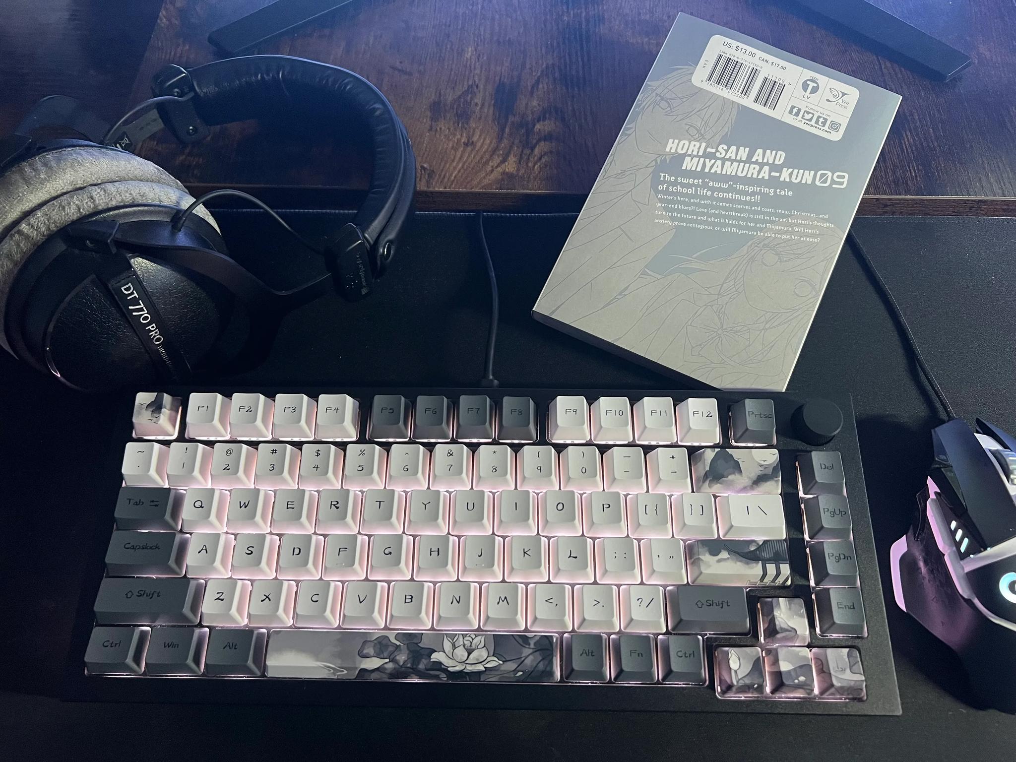 Glorious Gmmk Pro Full Aluminum Custom Keyboard | ⚪️🌸 White Lotus 🌸⚪️