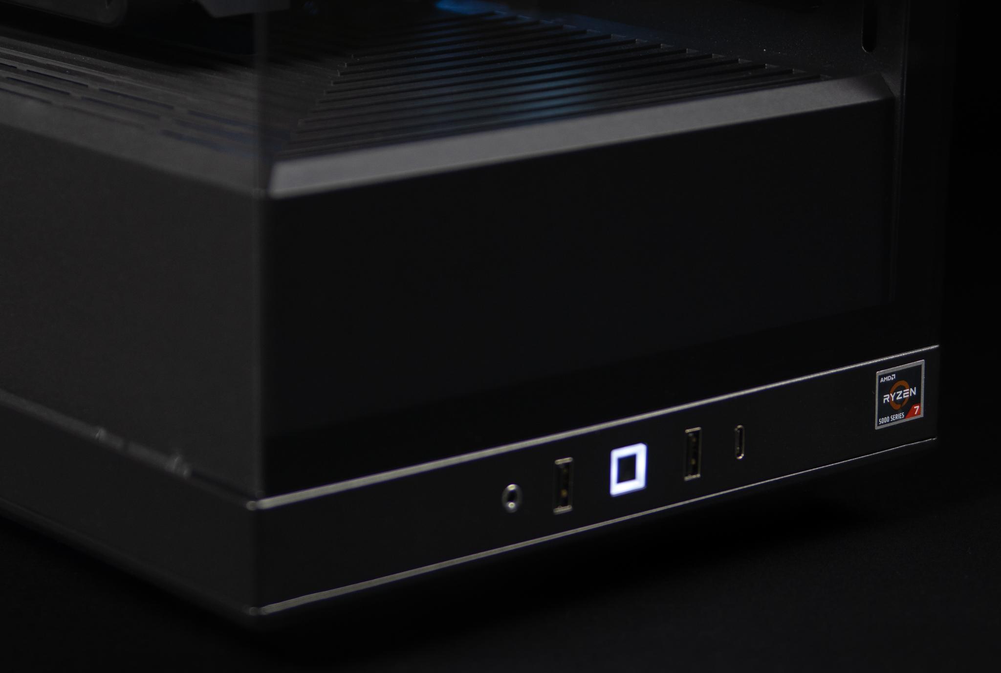 “Predarc” RX 7700 XT 32GB Ryzen 7 Windows 11 1TB Gaming PC Powerhouse
