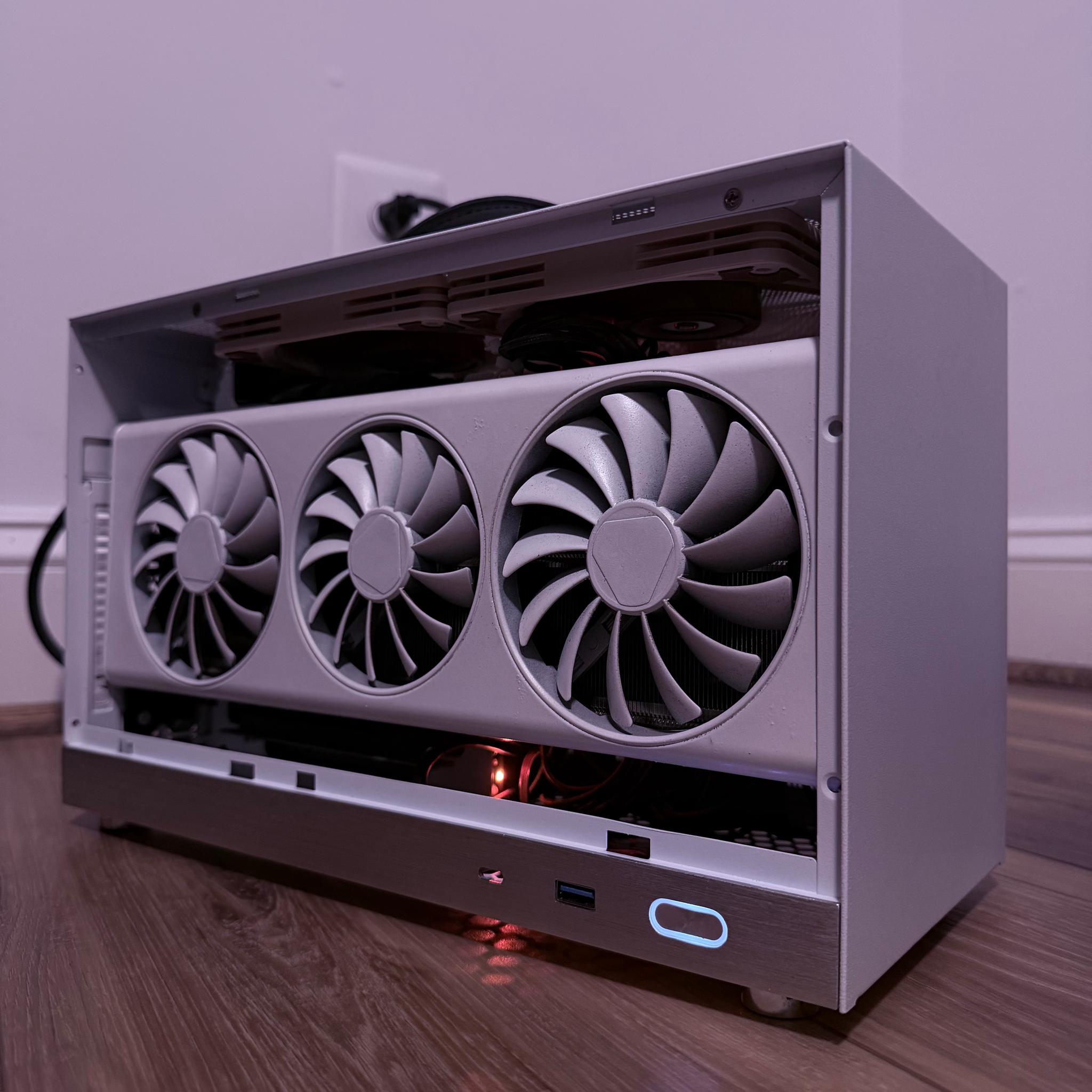 ⚪️🤏"Pocket Titan"🤏⚪️| 1440p/4k Gaming | RX 6900XT | R7 5800X | 16GB DDR4 | 1tb SSD | WiFi