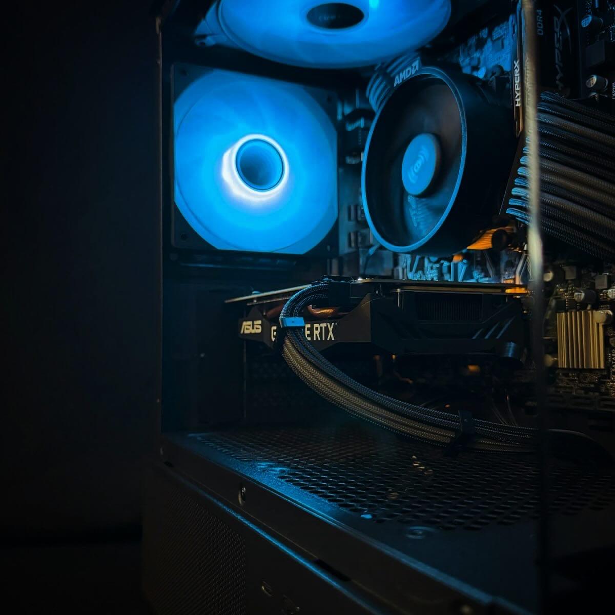 Nvidia RTX 2060 / Ryzen 5 2600x 16GB DDR4 Okinos Aqua aRGB gaming pc