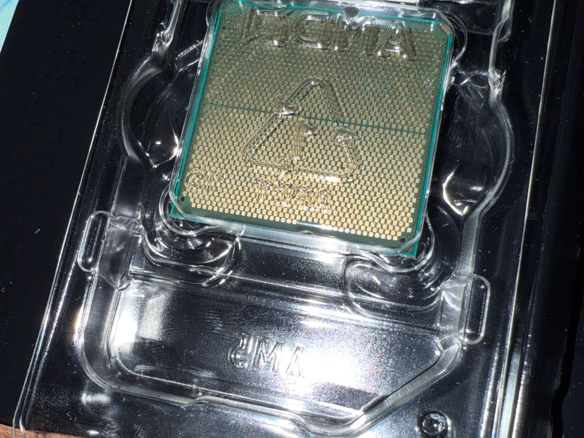 AMD ryzen 5 7600 6 core 12 thread cpu