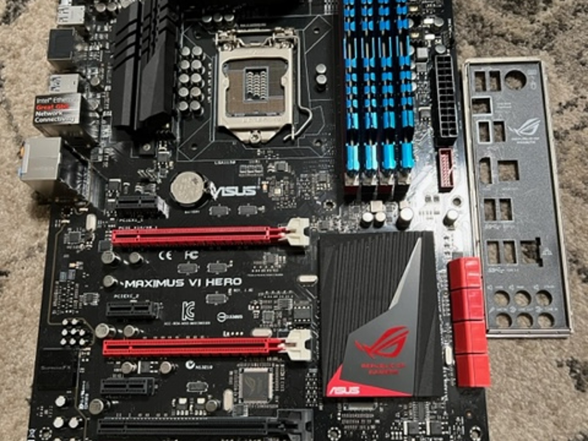 (Ram Included)ASUS MAXIMUS VI HERO LGA 1150 Intel Z87 HDMI SATA 6Gb/s USB 3.0 ATX Intel Motherboard