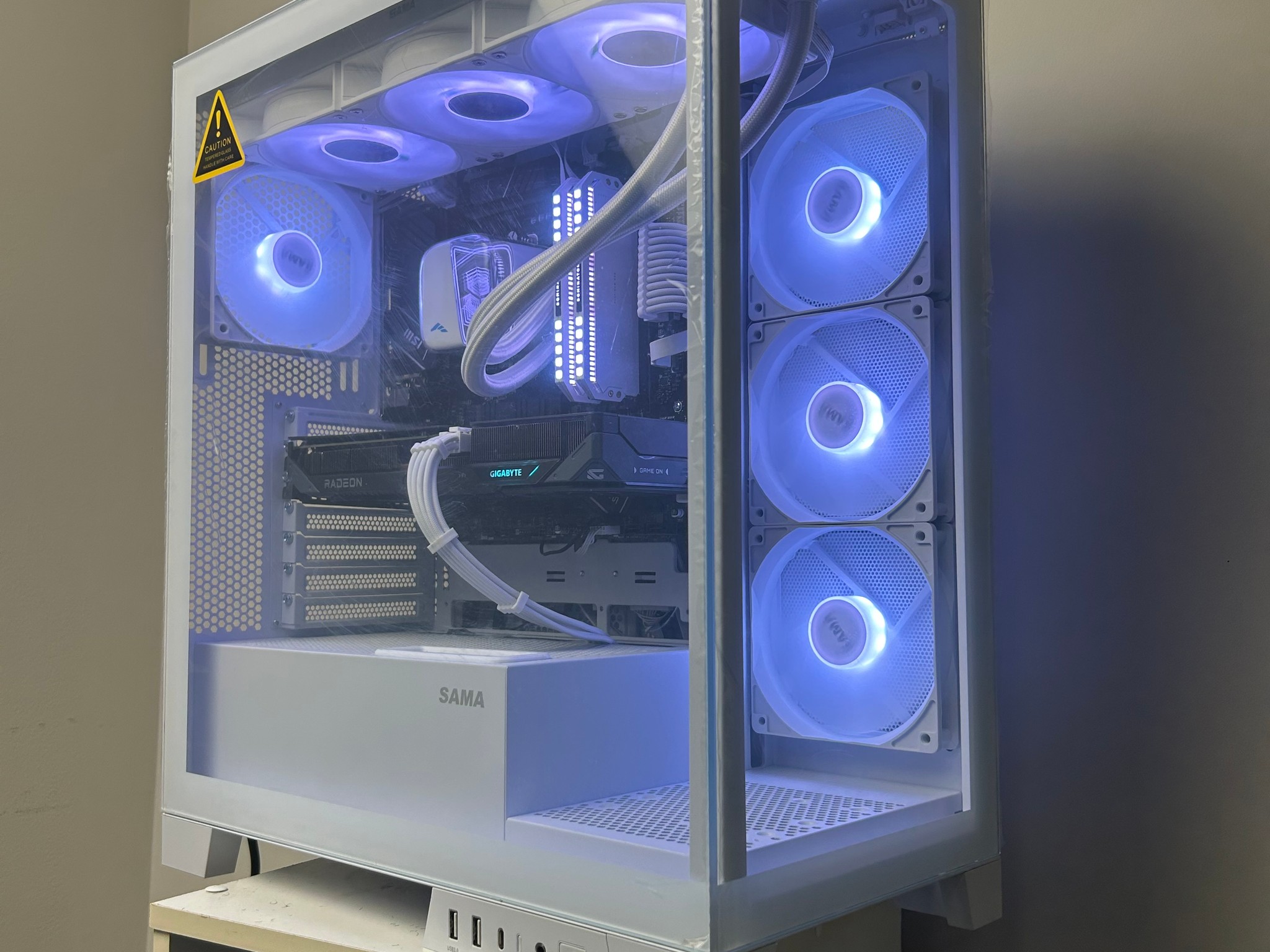 Rx9060 XT 16gb | Ryzen 5 | 32gb DDR5 | Gaming pc