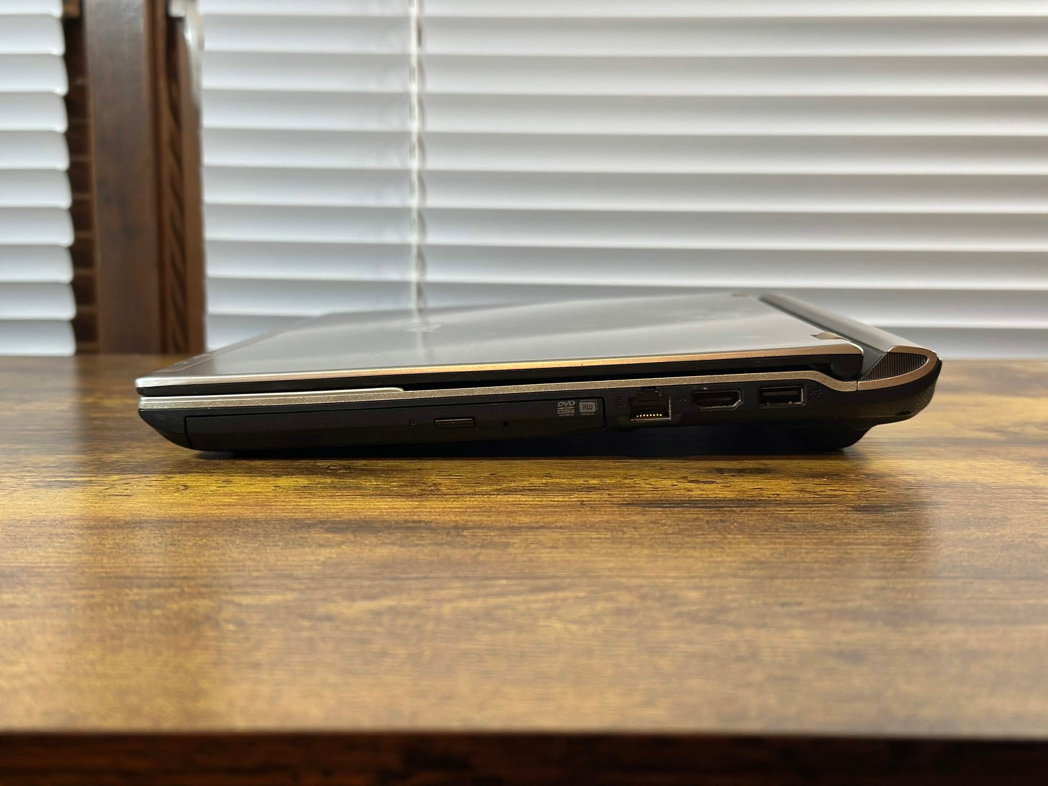 Asus U46E | Intel i7 2640M | 8GB DDR3 | 120GB SSD | Intel HD Graphics | Windows 11 | 14" Laptop