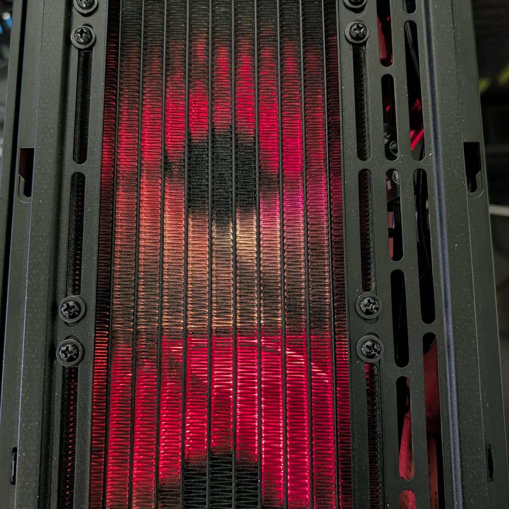 Nvidia RTX 4080 Super / Intel Core i7-14700K / 2TB NVME / 64GB RAM / 360 AIO / Windows 11 Pro