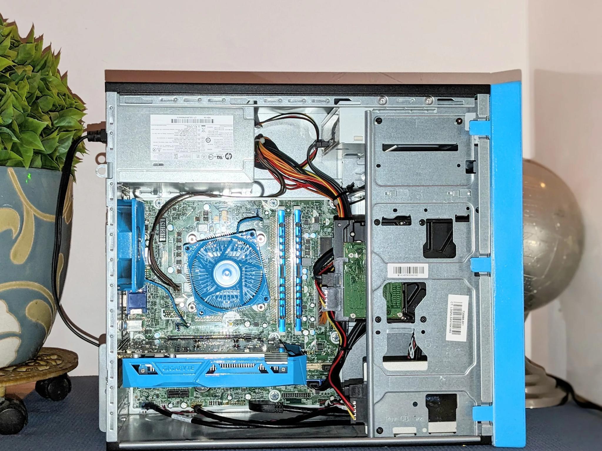 HP BlueFace🥶1080p FoRTNiTe PC💙🖤 Intel i5 💙🖤 GTX1050Ti💙🖤 16GB RAM💙🖤 Wi-Fi💙🖤Windows 11