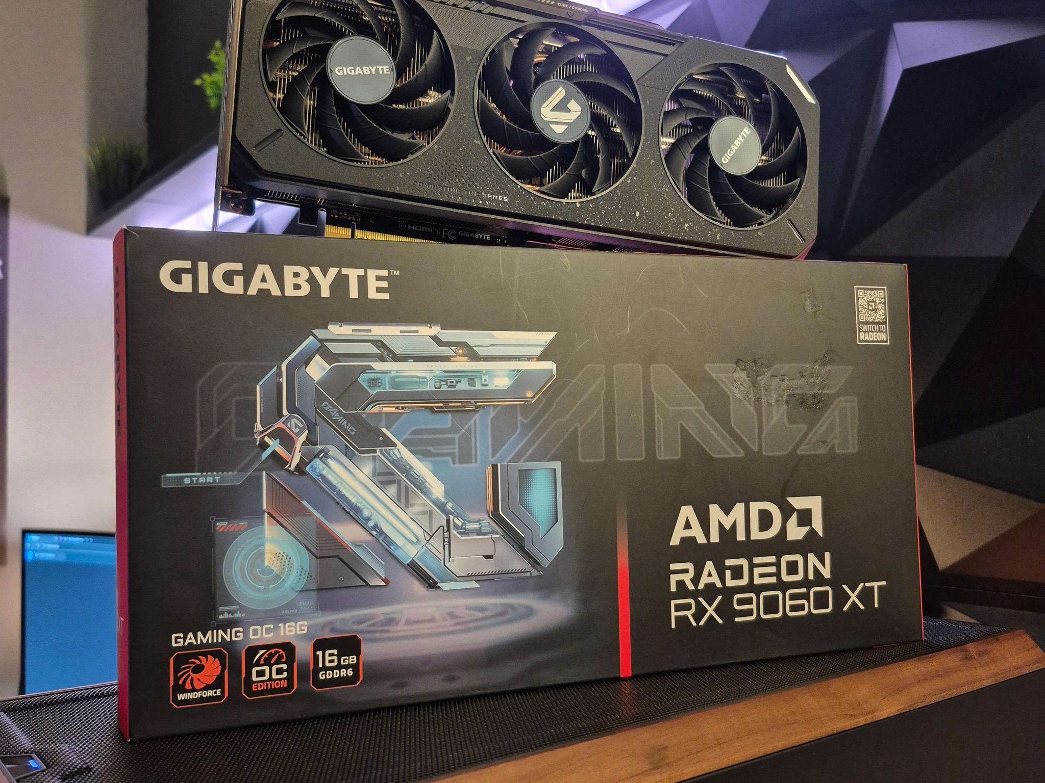 RX 9060 XT 16 GB