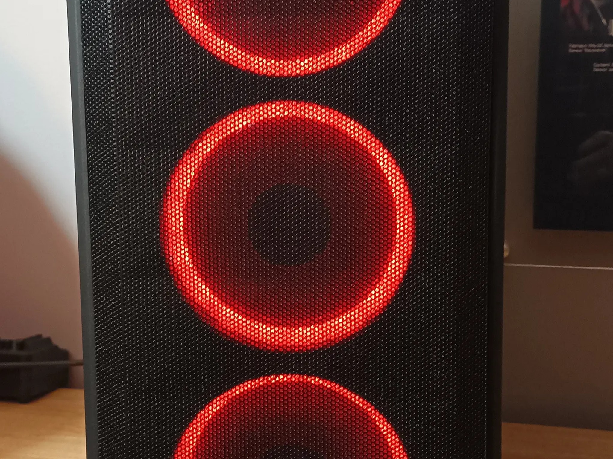 Gaming PC - Ryzen 5 5500, RX 6600XT, 32GB RAM / 1tb NVME SSD