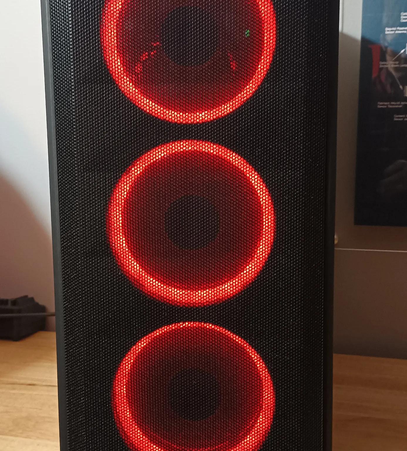 Gaming PC - Ryzen 5 5500, RX 6600XT, 32GB RAM / 1tb NVME SSD