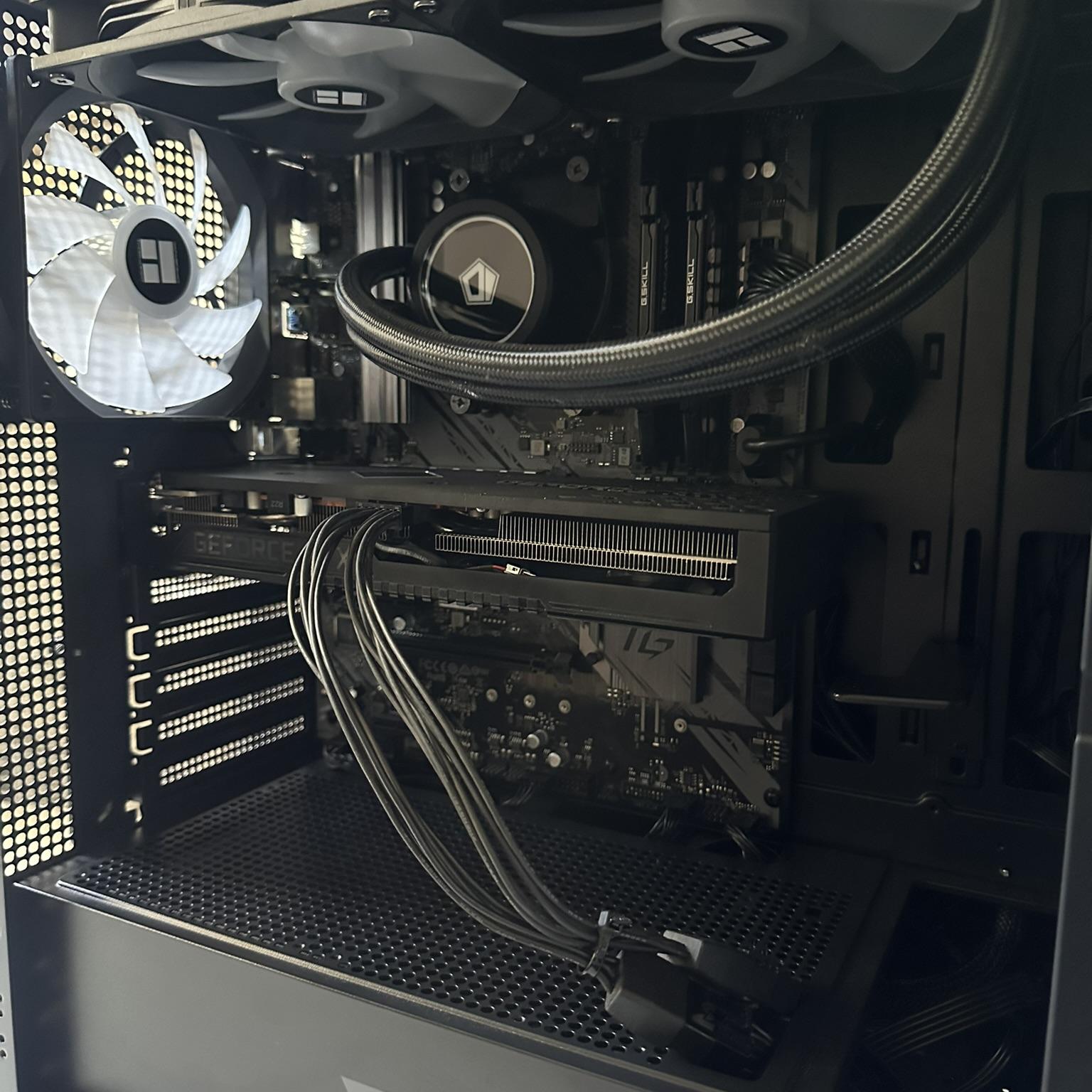Gaming PC | Ryzen 5 5600G | RTX 3070 8GB | 1TB NVME | 16GB RAM
