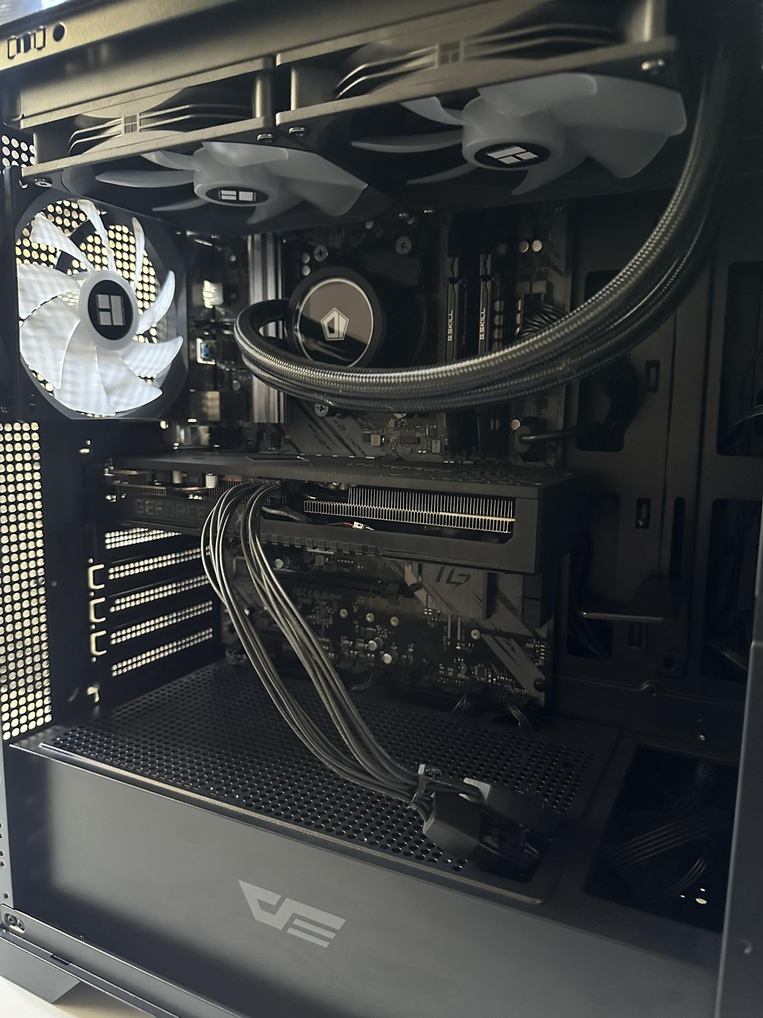 Gaming PC | Ryzen 5 5600G | RTX 3070 8GB | 1TB NVME | 16GB RAM