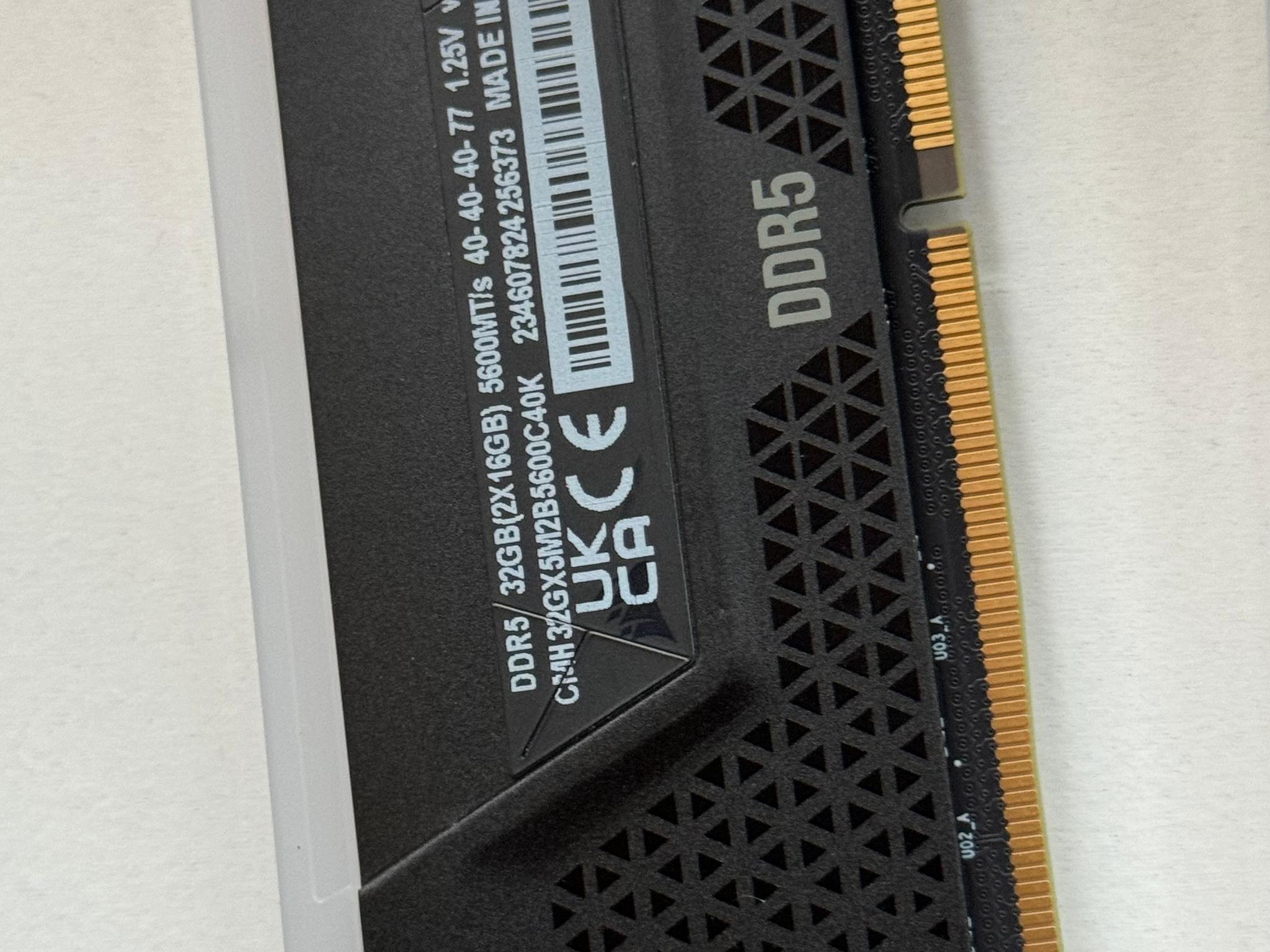 Corsair  vengeance 32 GB DDR5 5600MT/s