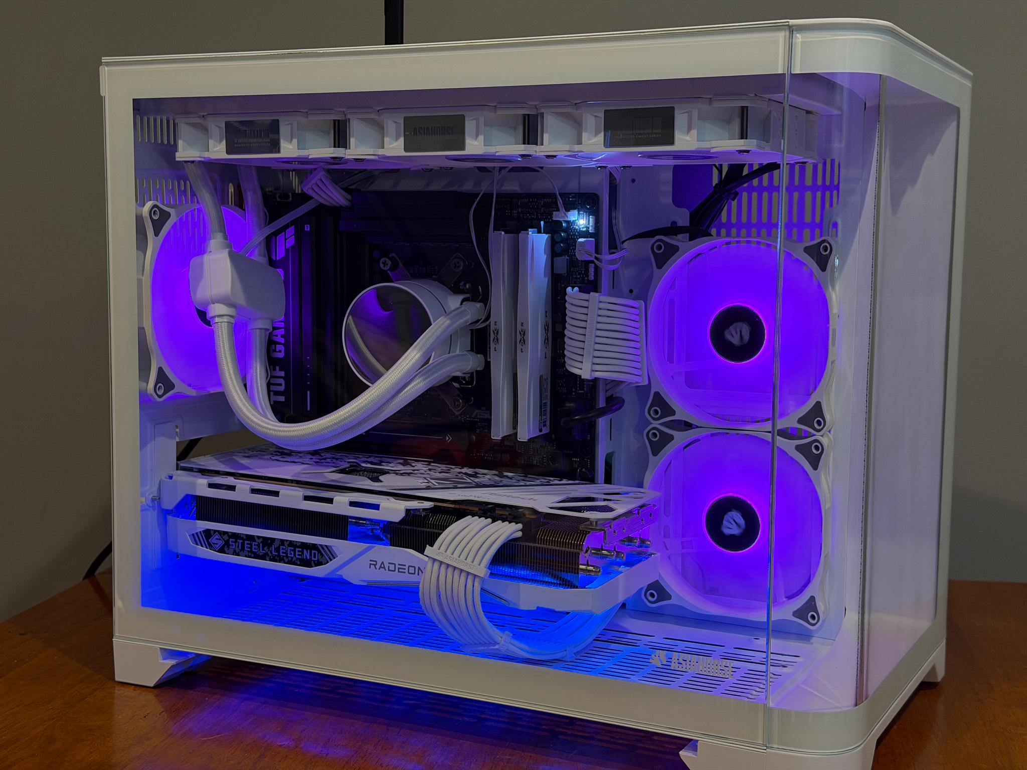 Radeon RX 7900 GRE Custom Gaming PC - Ryzen 7 7700X, 7TB NVMe SSD