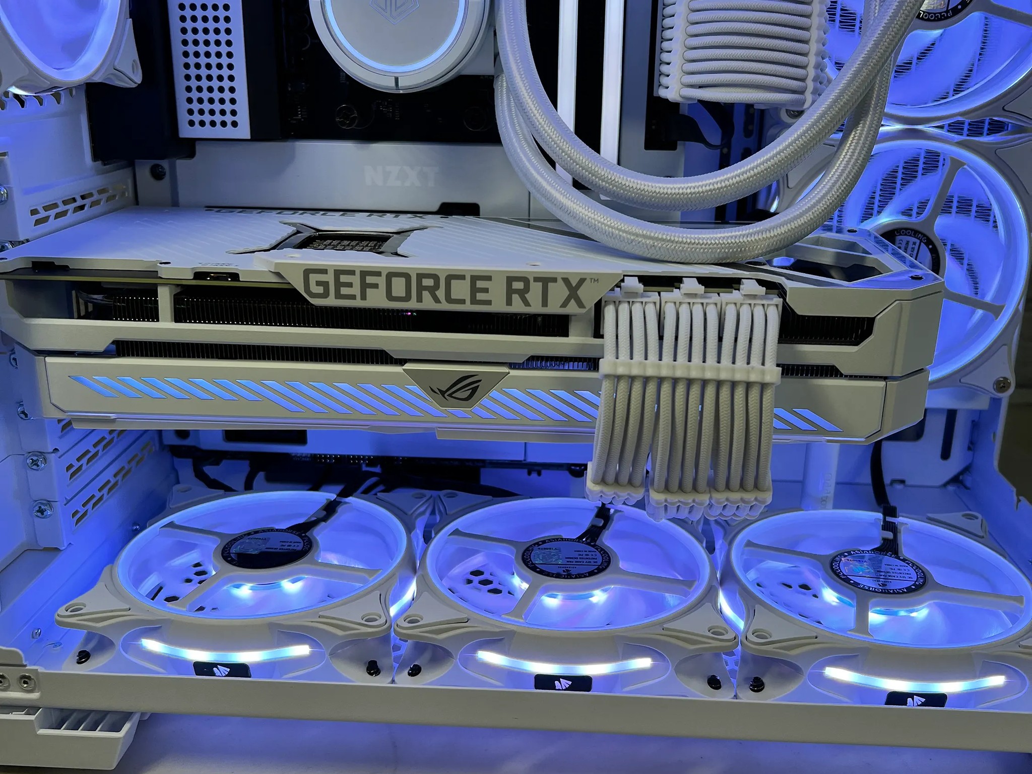 Snow Edition - Ryzen 7 5800X | ROG Strix 3080 Gaming PC