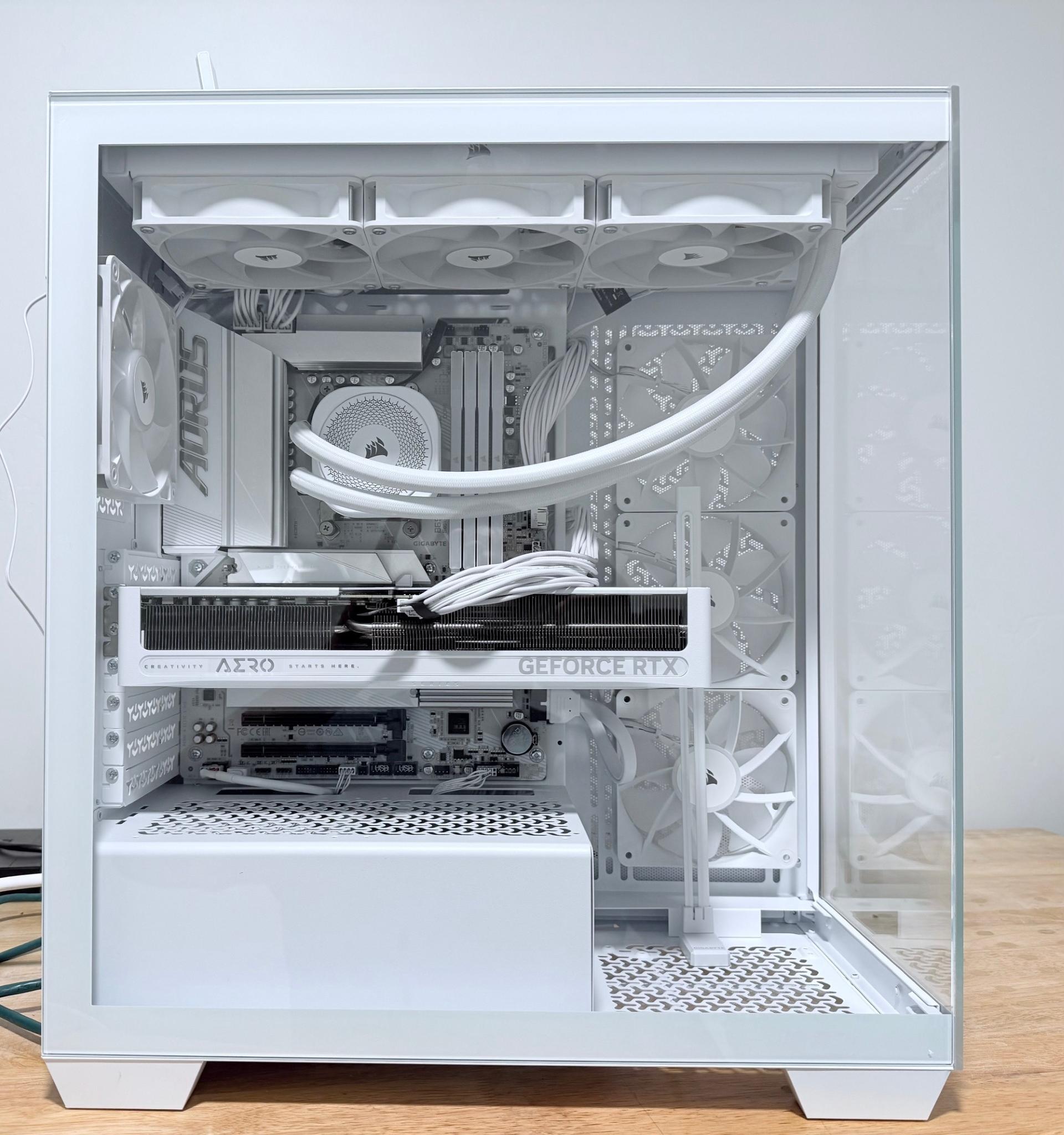 Gaming PC ICE RTX 5070 OC 12GB