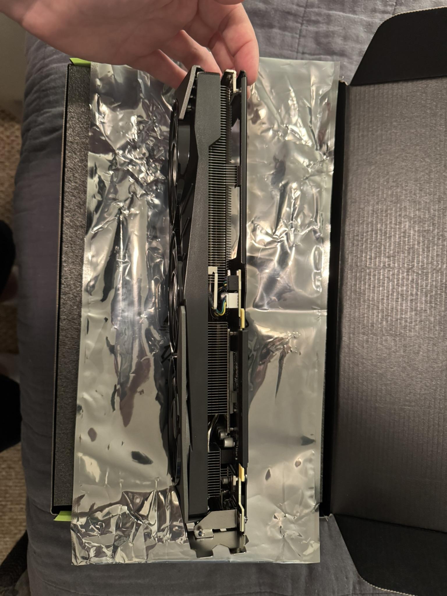 MSI Gaming X Slim 4070 Super