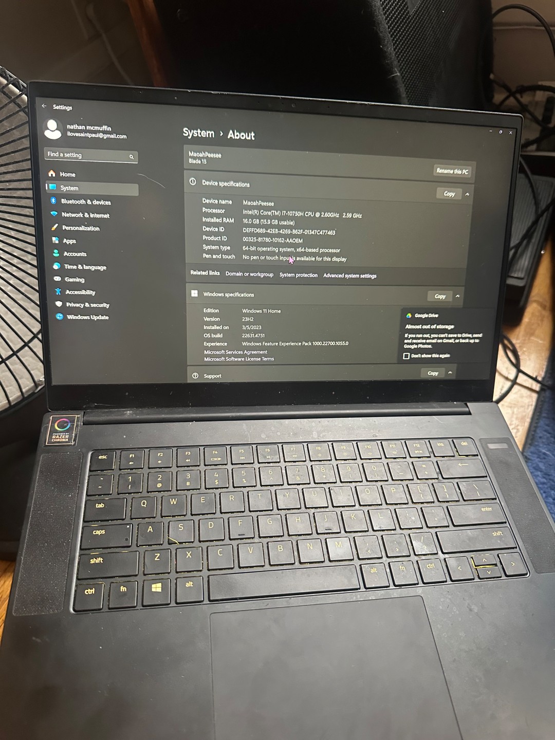 Razer Blade 15 2070, 2 Broken USB Ports so I will throw in a free USB ...