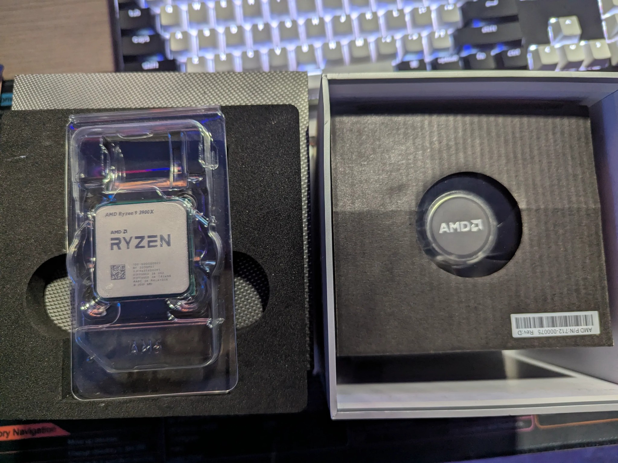 Ryzen 9 3900X CPU with Brand New Wraith Prism RGB Cooler